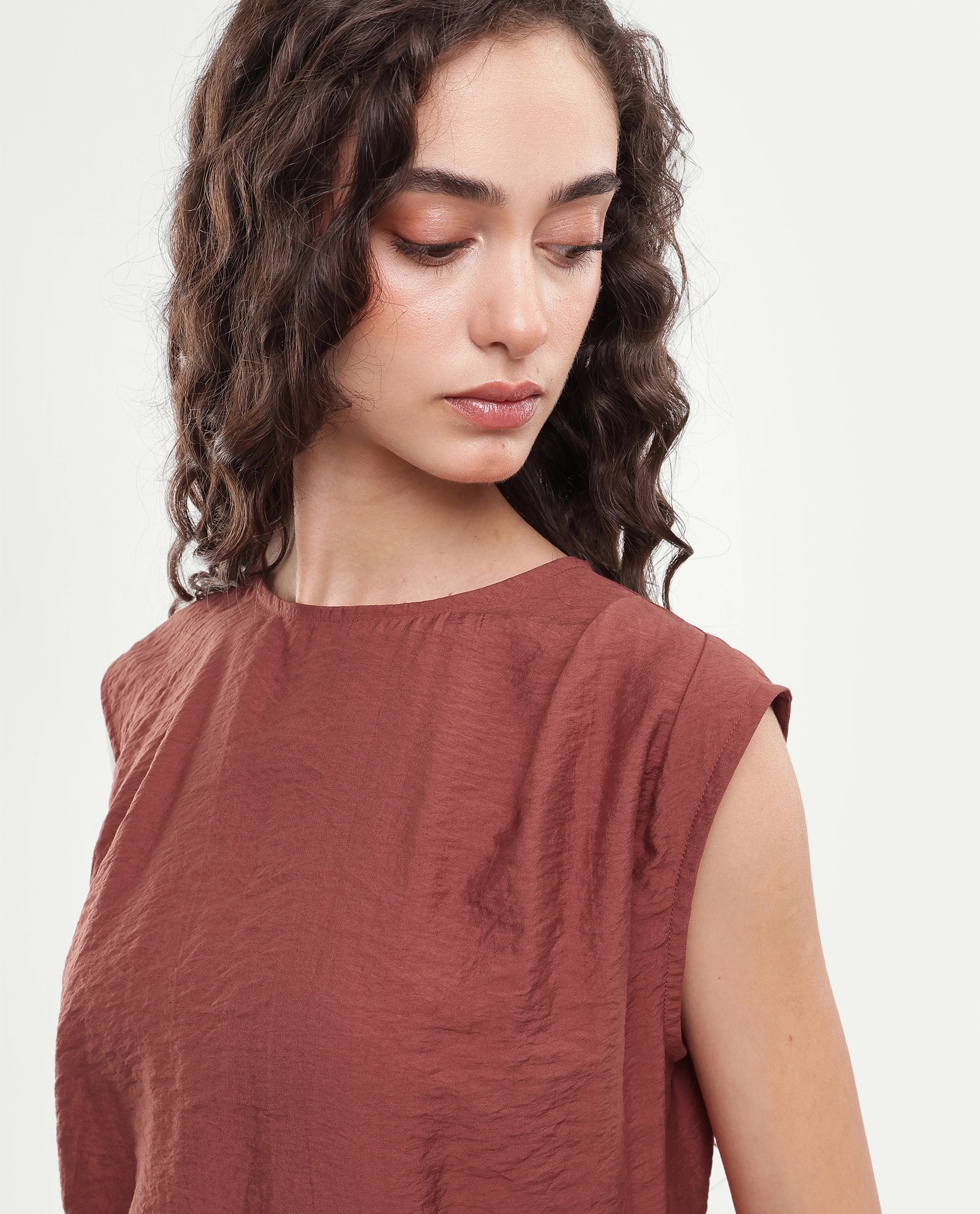 Rareism Women's Gica Dark Rust Plain Viscose Blend Regular Sleeveless Top