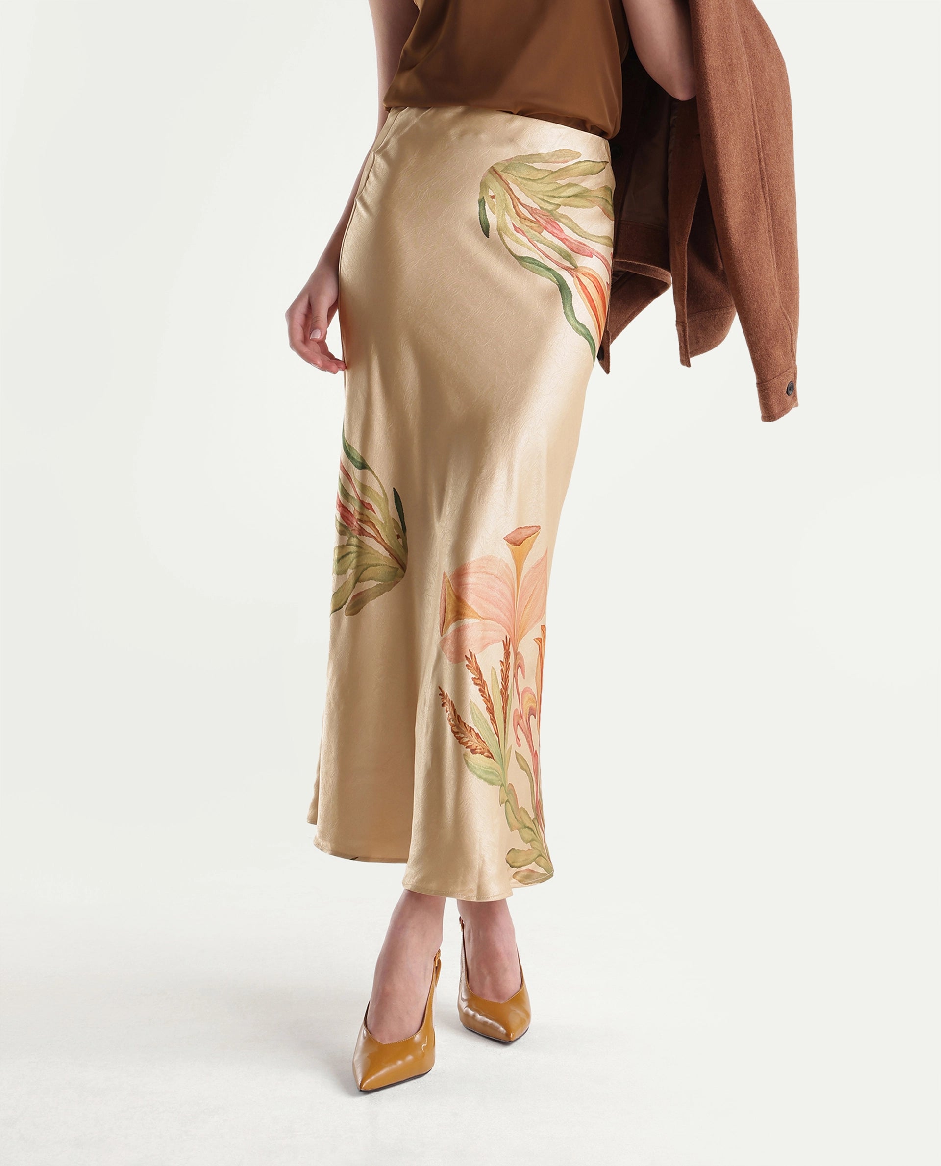 Rareism Women's Gale-B Beige Polyester Elastic Flared Printed Skirt