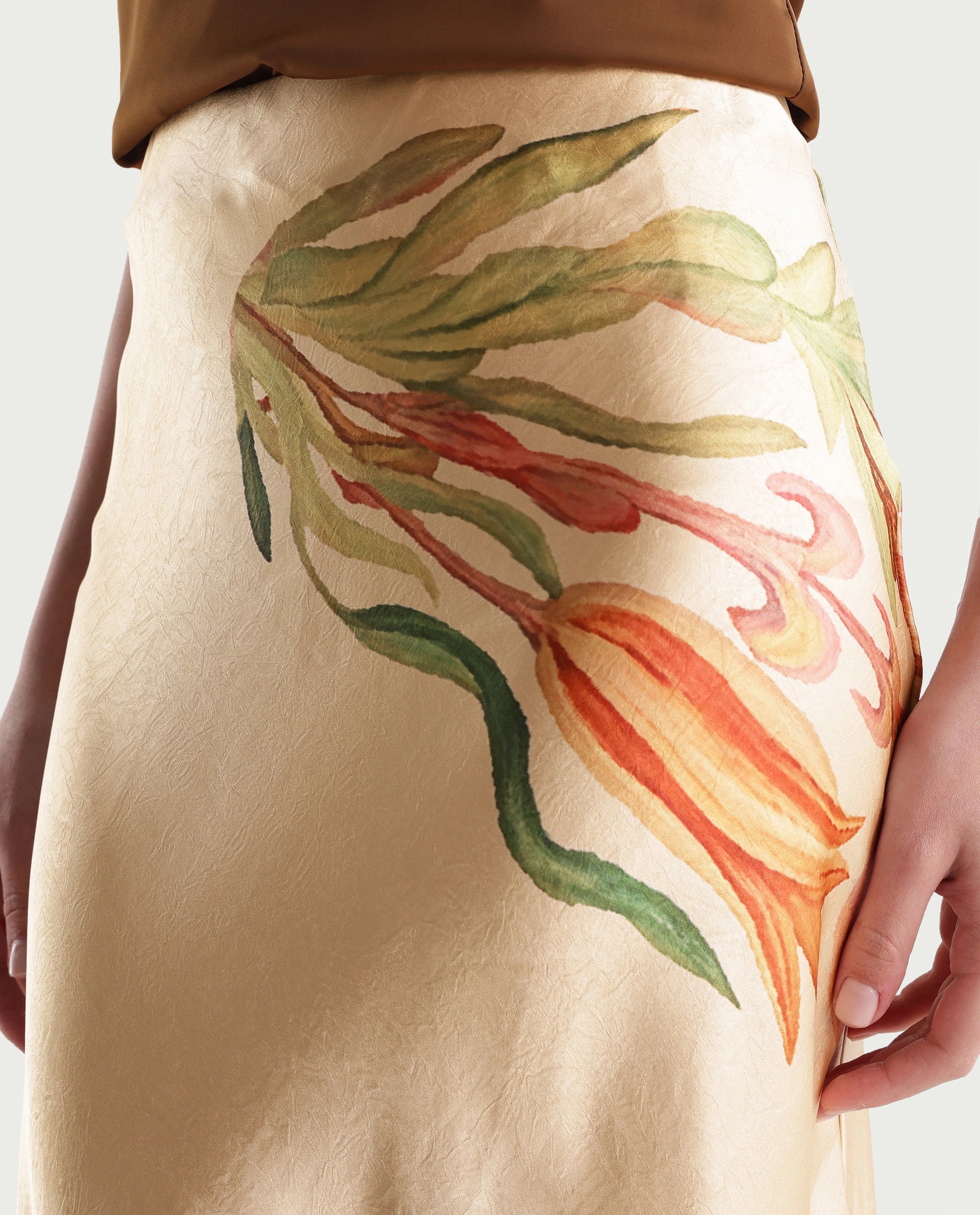 Rareism Women's Gale-B Beige Polyester Elastic Flared Printed Skirt