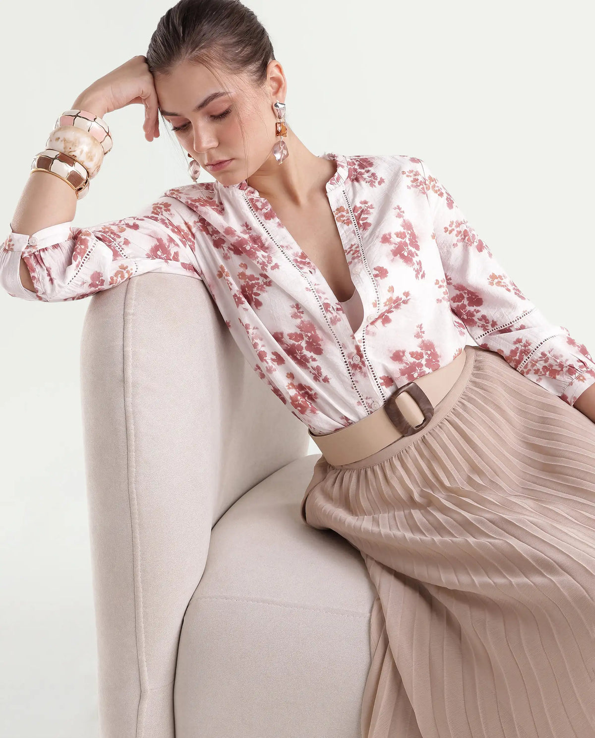 Rareism Women's Ivora Off White Viscose Blend Button Regular Fit Floral Print Top