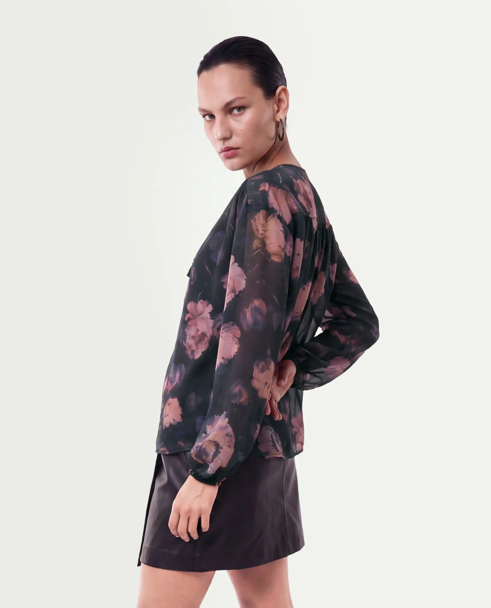 Rareism Women's Ivani Black Polyester Tie-Up Regular Fit Floral Print Top