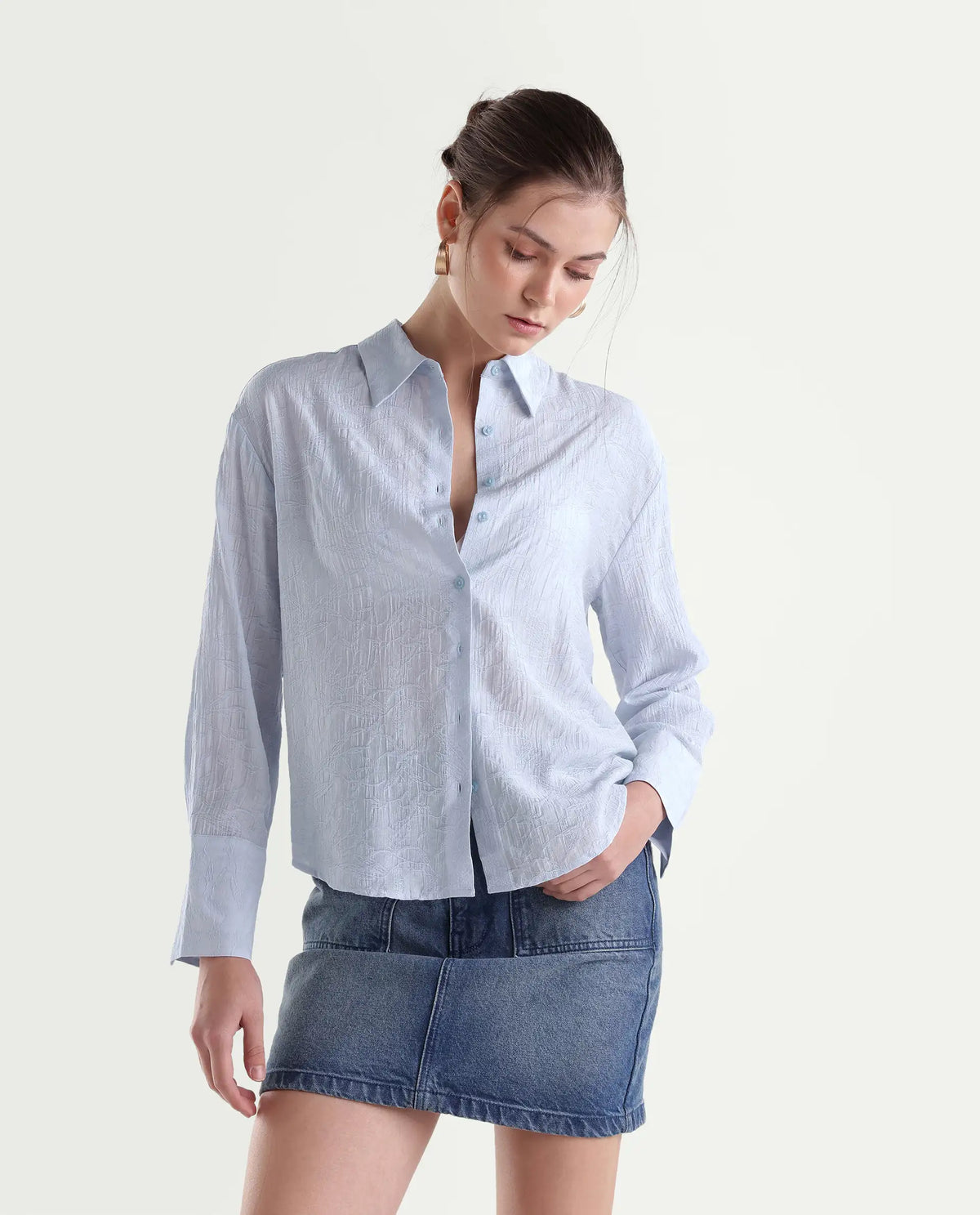Rareism Women's Fosk Pastel Blue Viscose Blend Button Relaxed Fit Jacquard Shirt