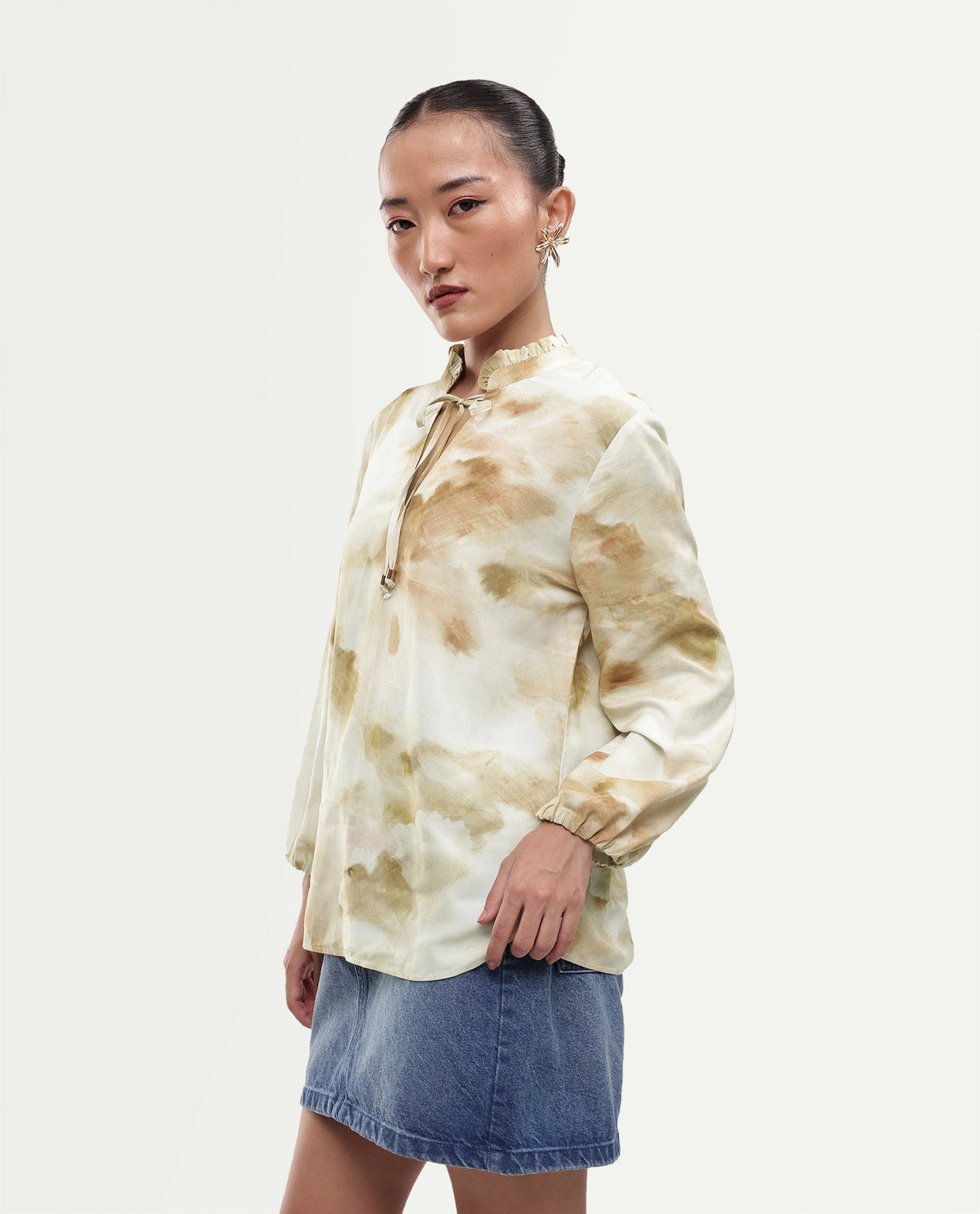 Rareism Women's Saito Olive Viscose Pull-On Regular Fit Abstract Print Top