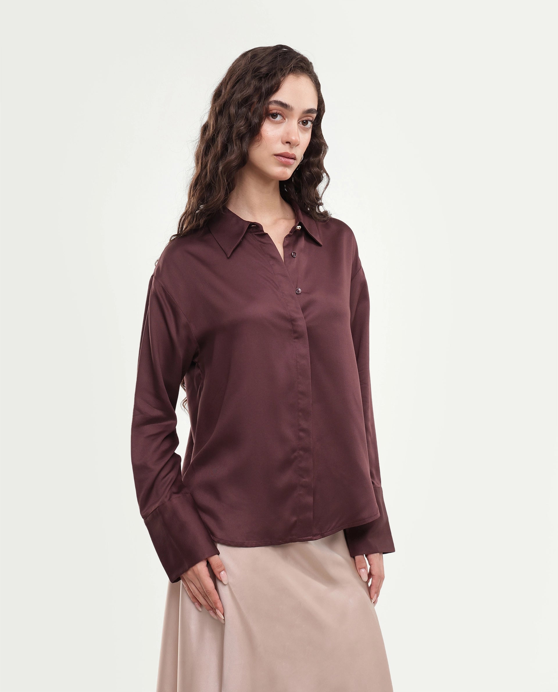 Rareism Women's Yorlen Brown Plain Viscose Regular Long Sleeves Shirt