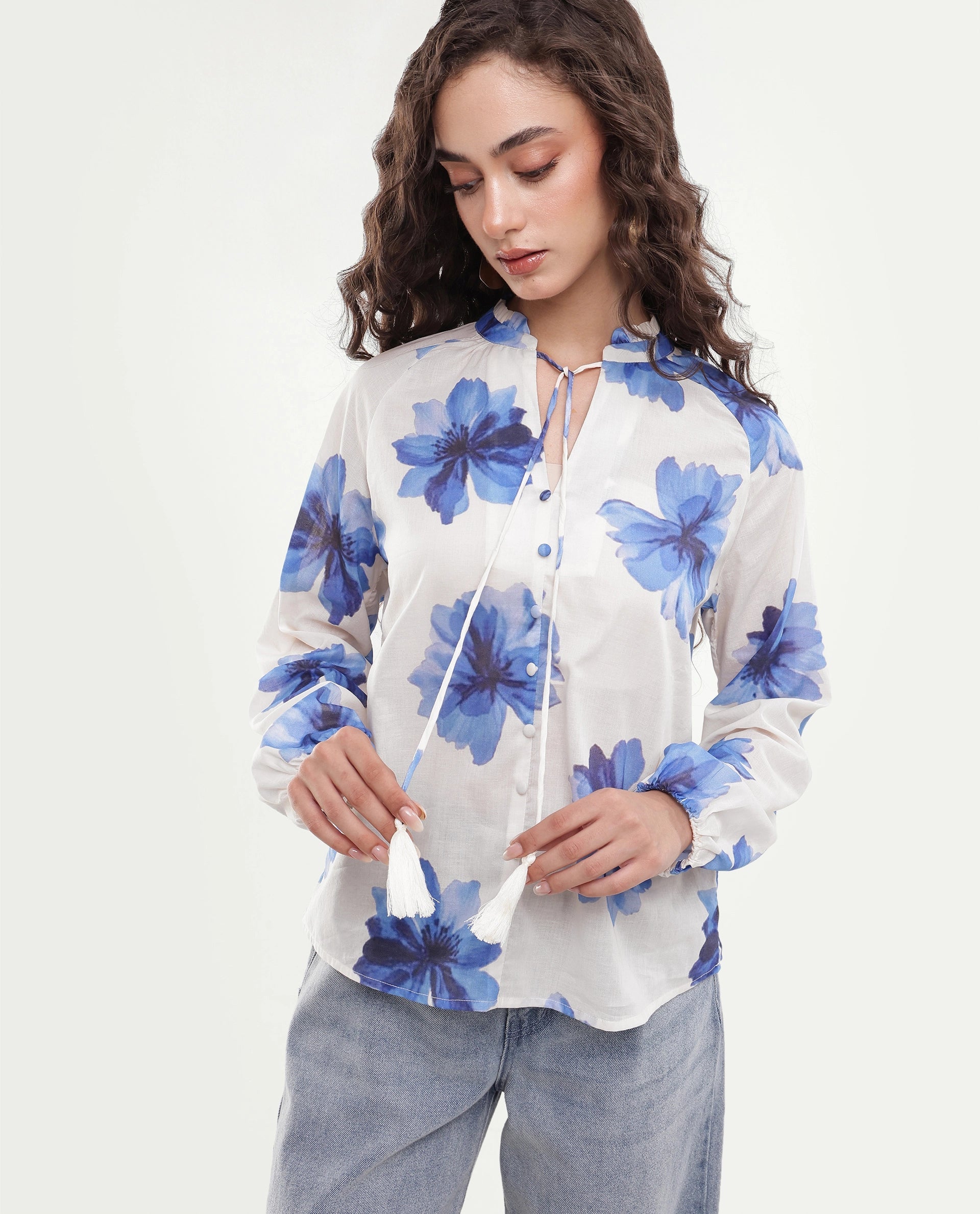 Rareism Women's Olar Off White Floral Cotton Regular Long Sleeves Top