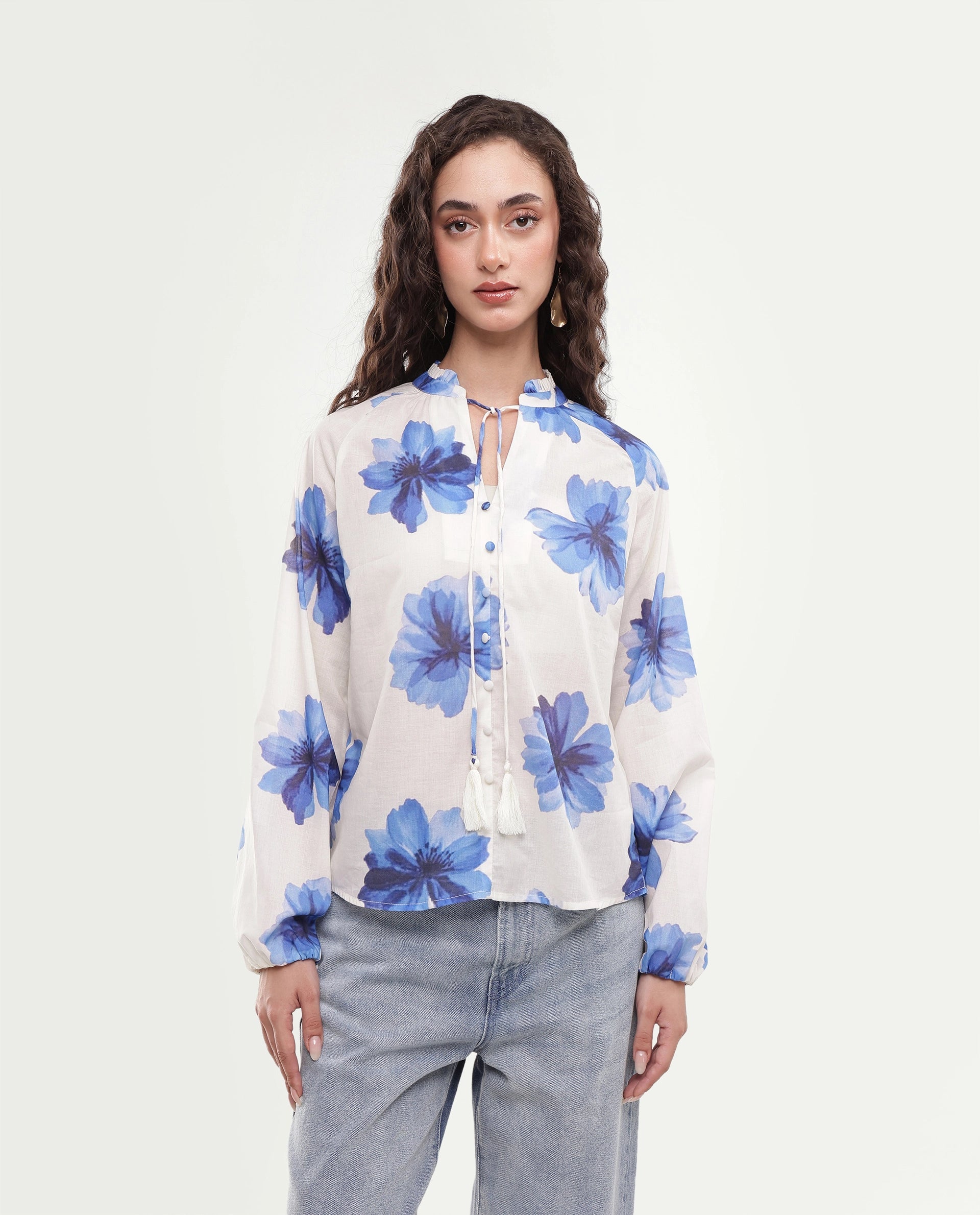 Rareism Women's Olar Off White Floral Cotton Regular Long Sleeves Top