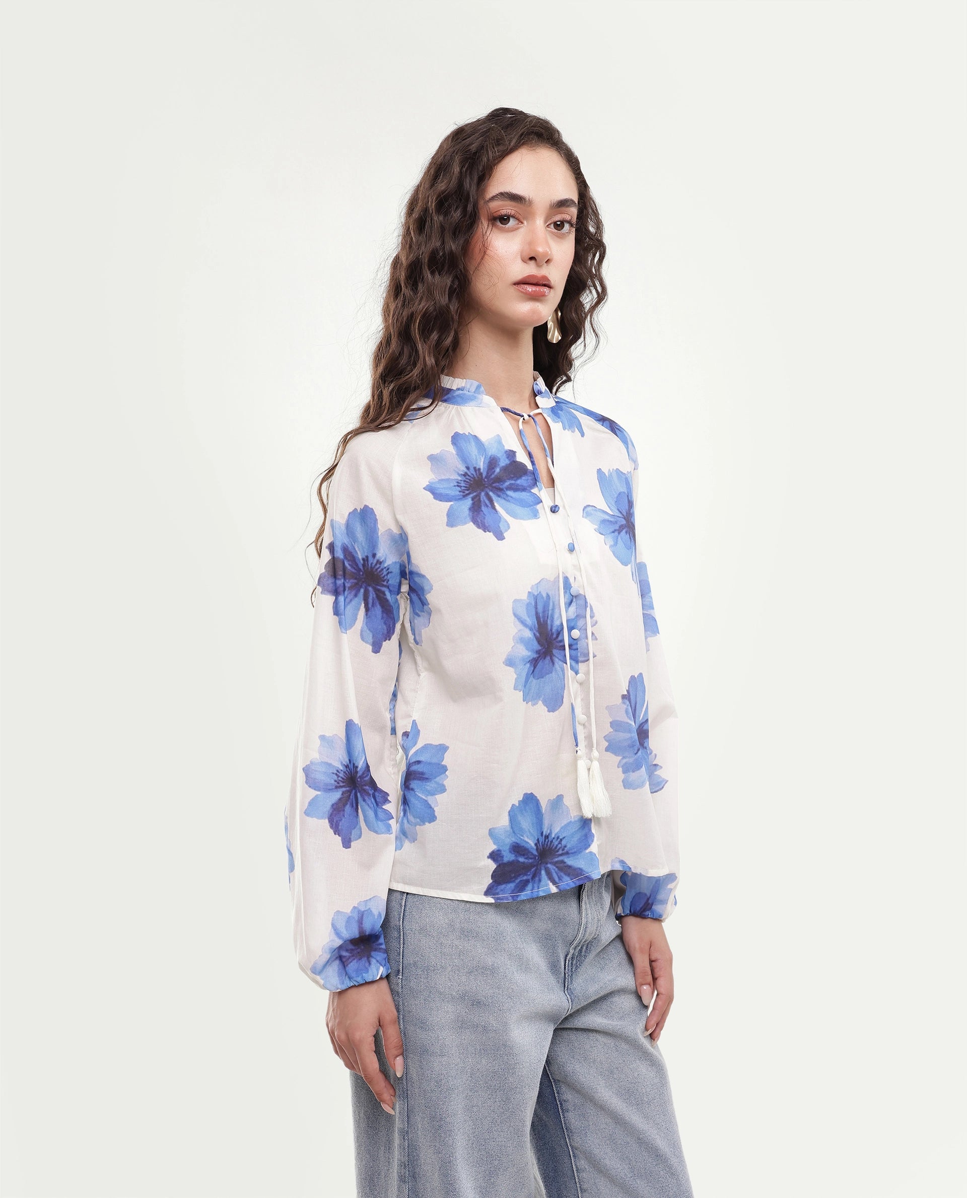 Rareism Women's Olar Off White Floral Cotton Regular Long Sleeves Top