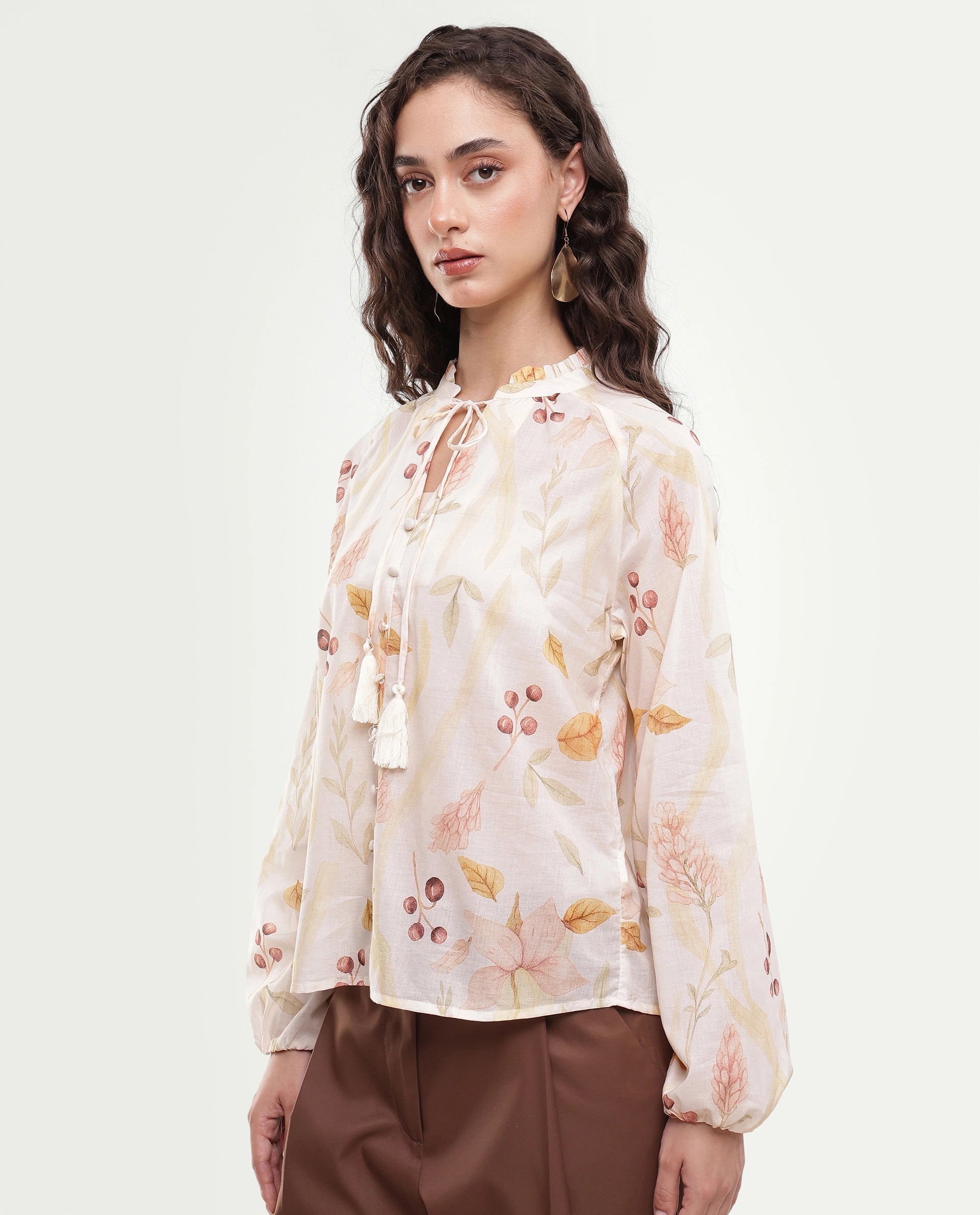 Rareism Women's Olaro Off White Floral Cotton Regular Fit Full Sleeve Top