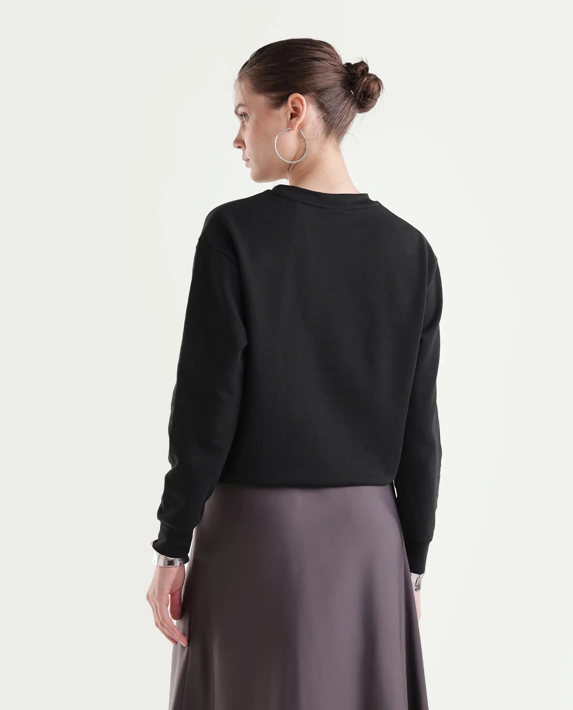 Rareism Women's Pound-T Black Cotton Blend Regular Fit Printed Sweatshirt