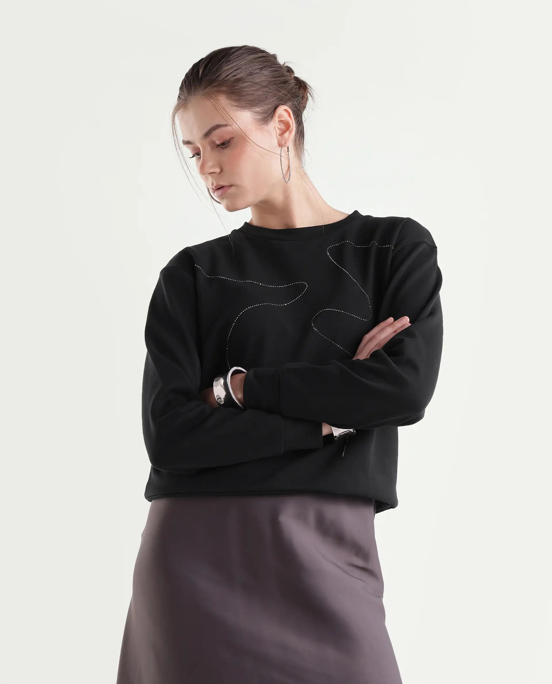 Rareism Women's Pound-T Black Cotton Blend Regular Fit Printed Sweatshirt