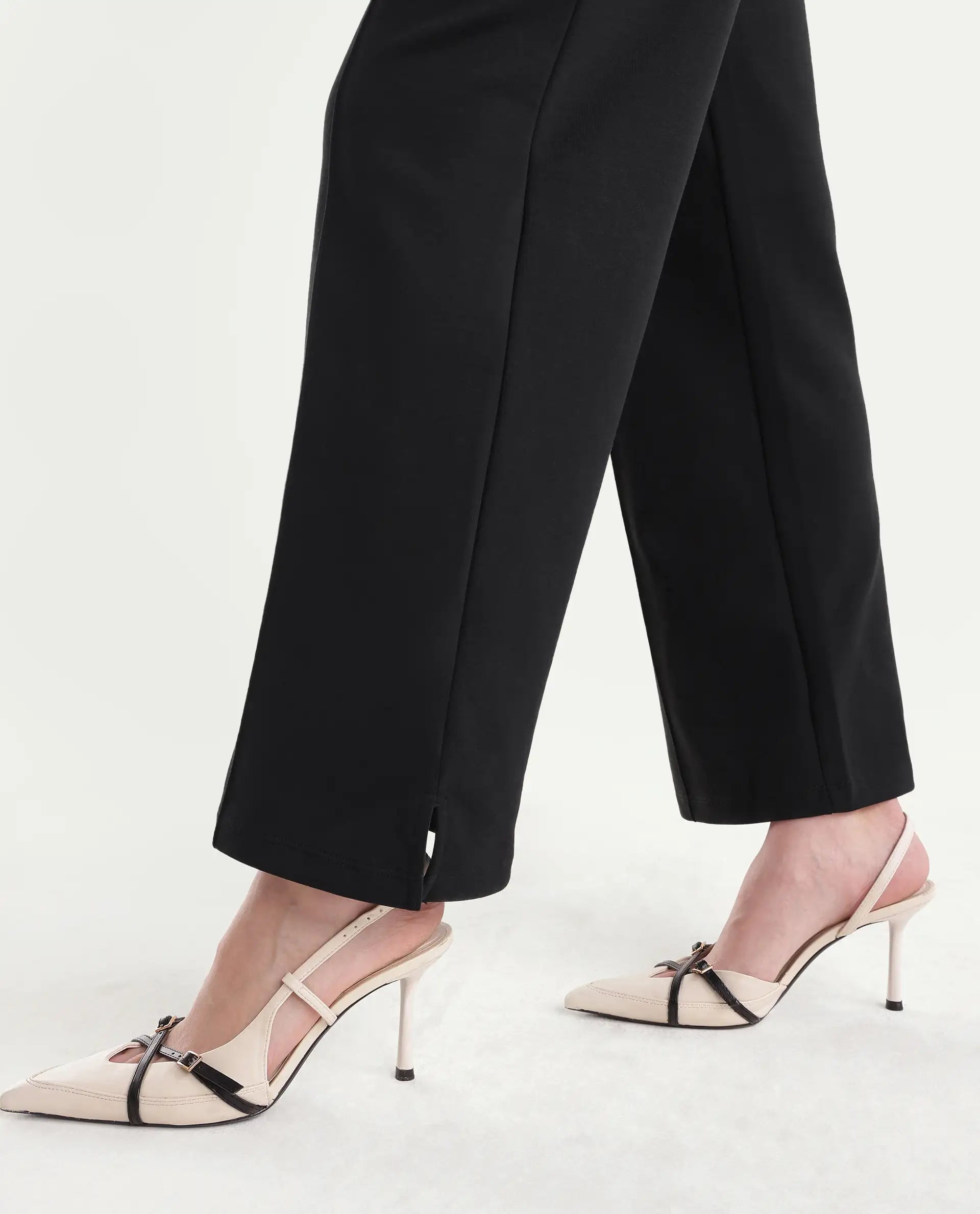 Rareism Women's Pound-B Black Cotton Blend Elastic Straight Track Pant