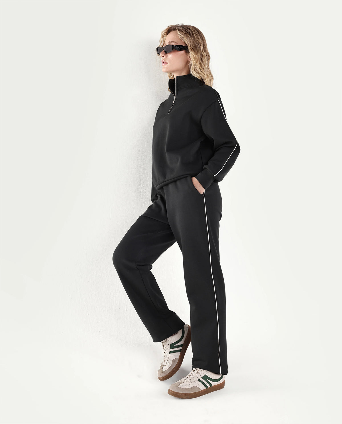 Rareism Women's Pint-B Dark Olive Cotton Blend Elastic Straight Track Pant