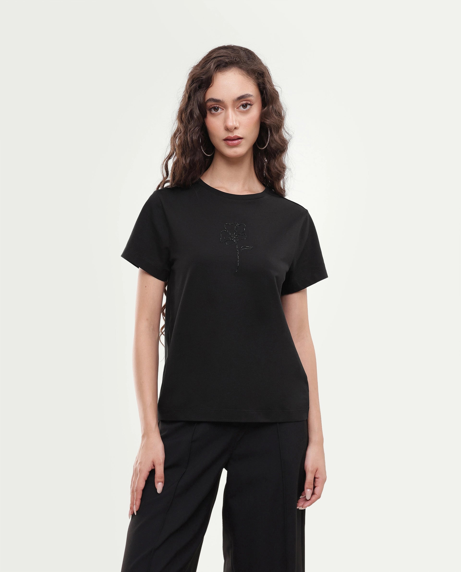 Rareism Women's Pleeve Black Cotton Blend Pull-On Regular Fit Printed T-Shirt
