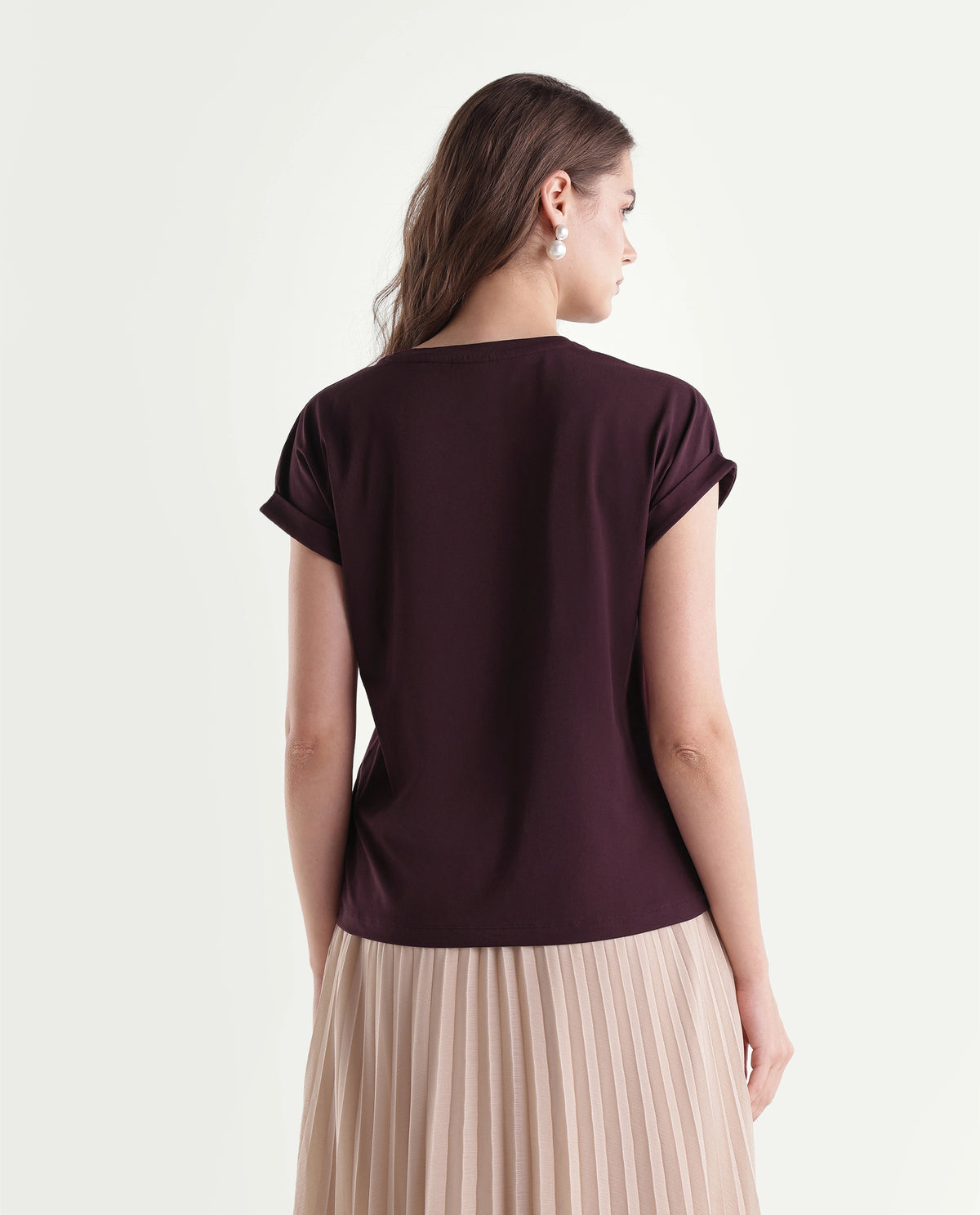 Rareism Women's Poil Dark Maroon Cotton Blend Pull-On Relaxed Fit Typography Print T-Shirt