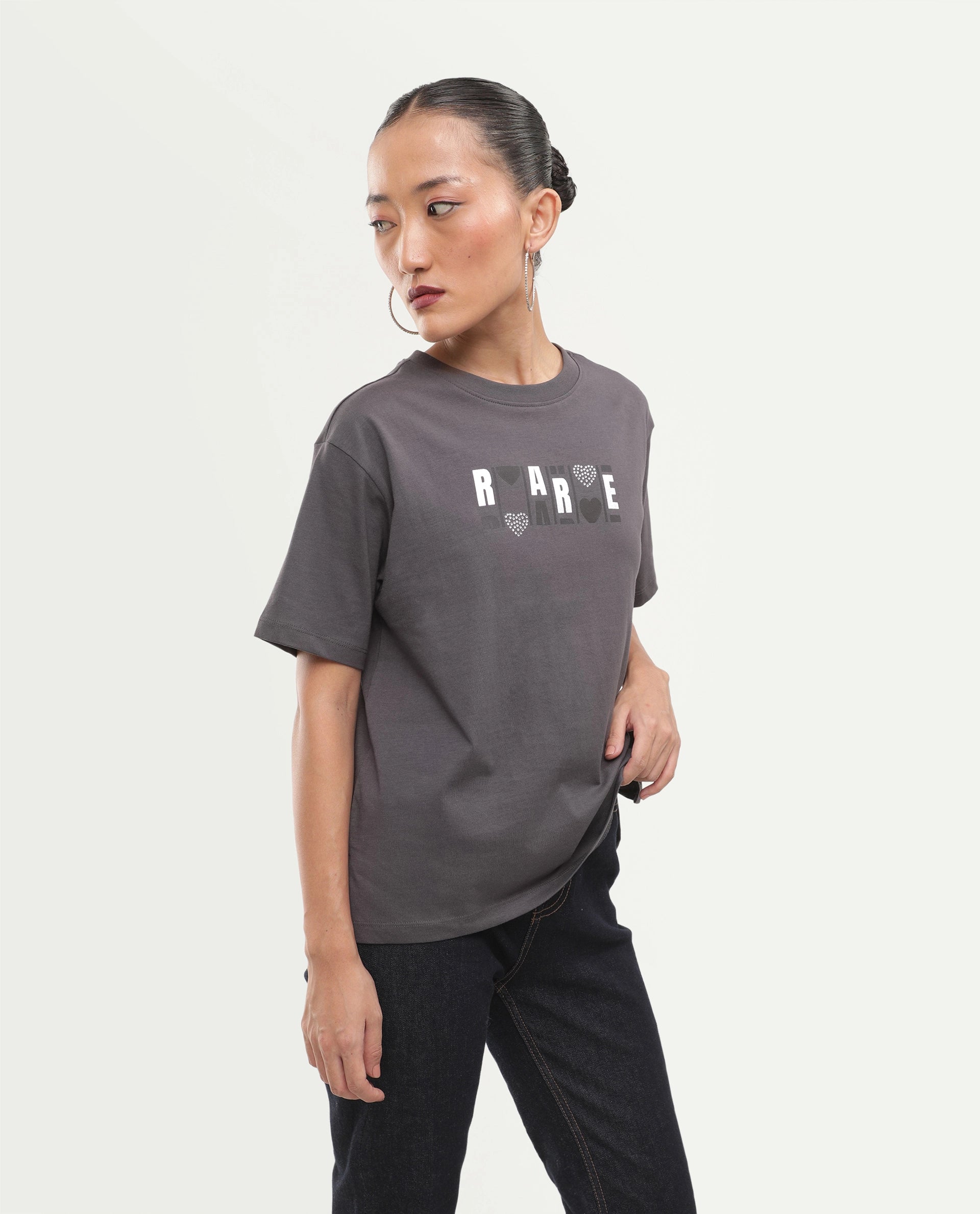 Rareism Women's Pono Dark Grey Cotton Pull-On Relaxed Fit Printed T-Shirt