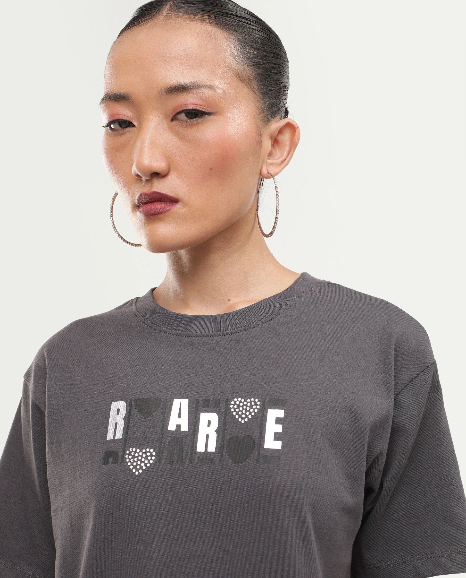 Rareism Women's Pono Dark Grey Cotton Pull-On Relaxed Fit Printed T-Shirt