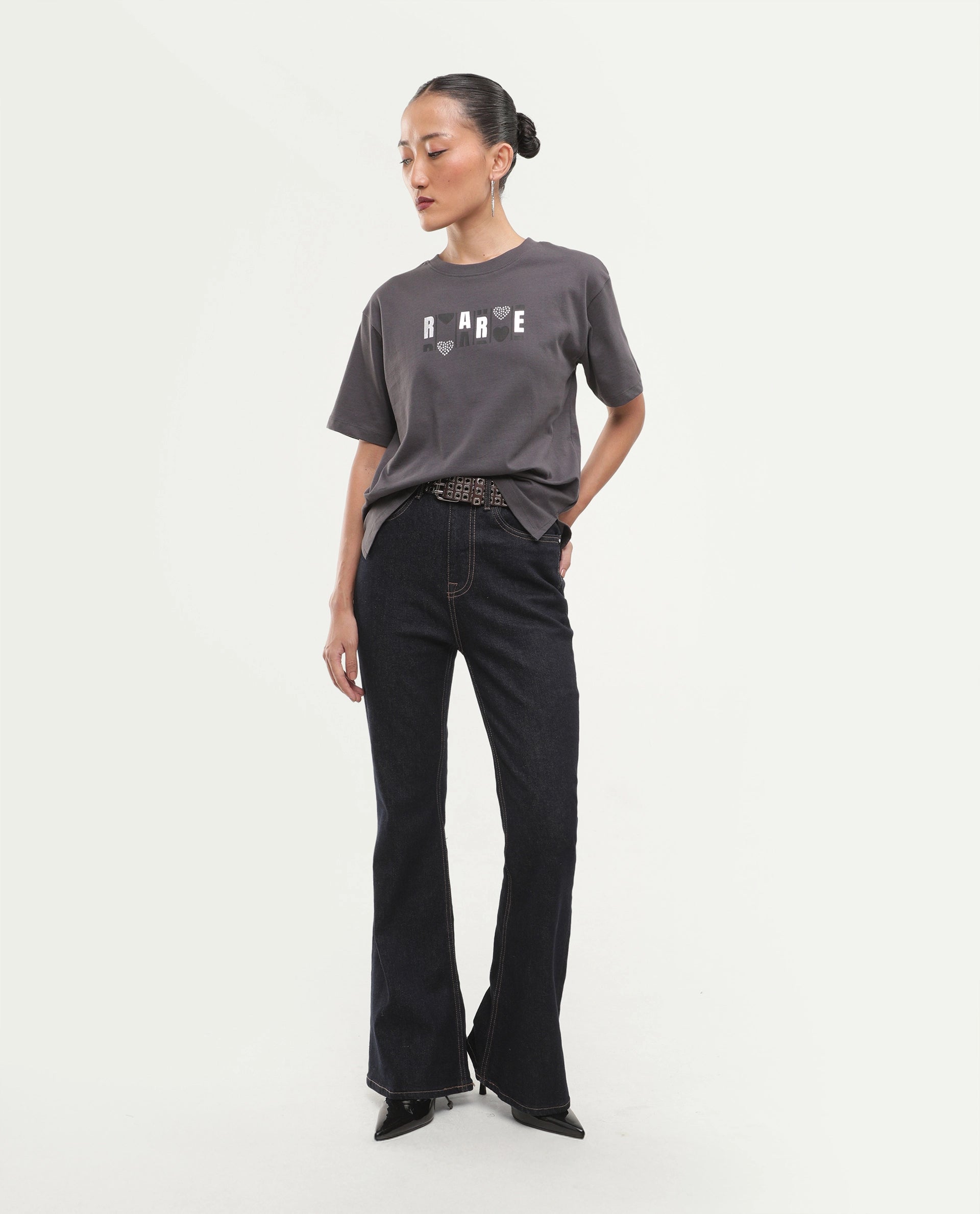 Rareism Women's Pono Dark Grey Cotton Pull-On Relaxed Fit Printed T-Shirt