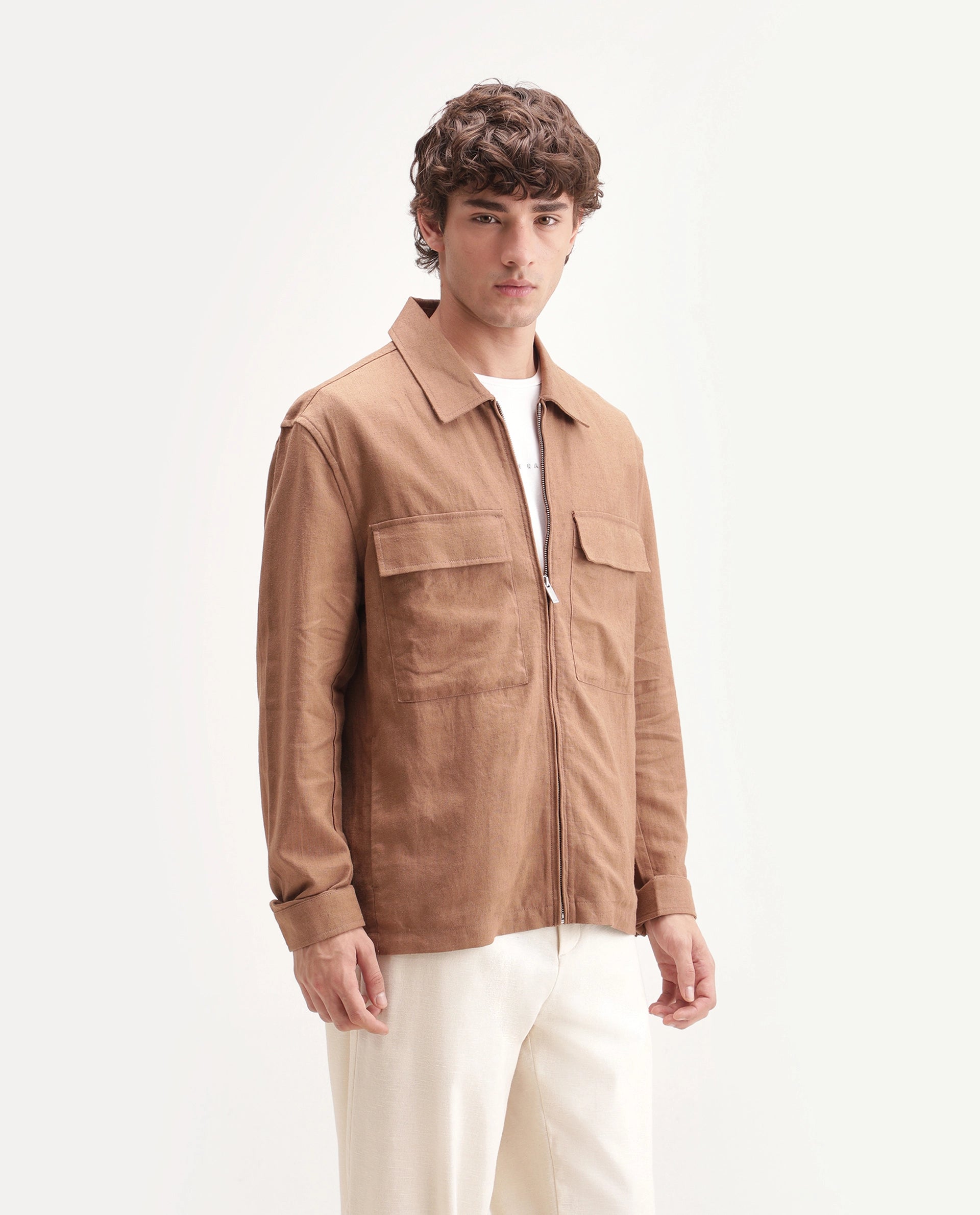 Rare Rabbit Men's Jomo-T-Aw26 Dusky Mustard Linen Blend Spread Collar Relaxed Plain Shacket