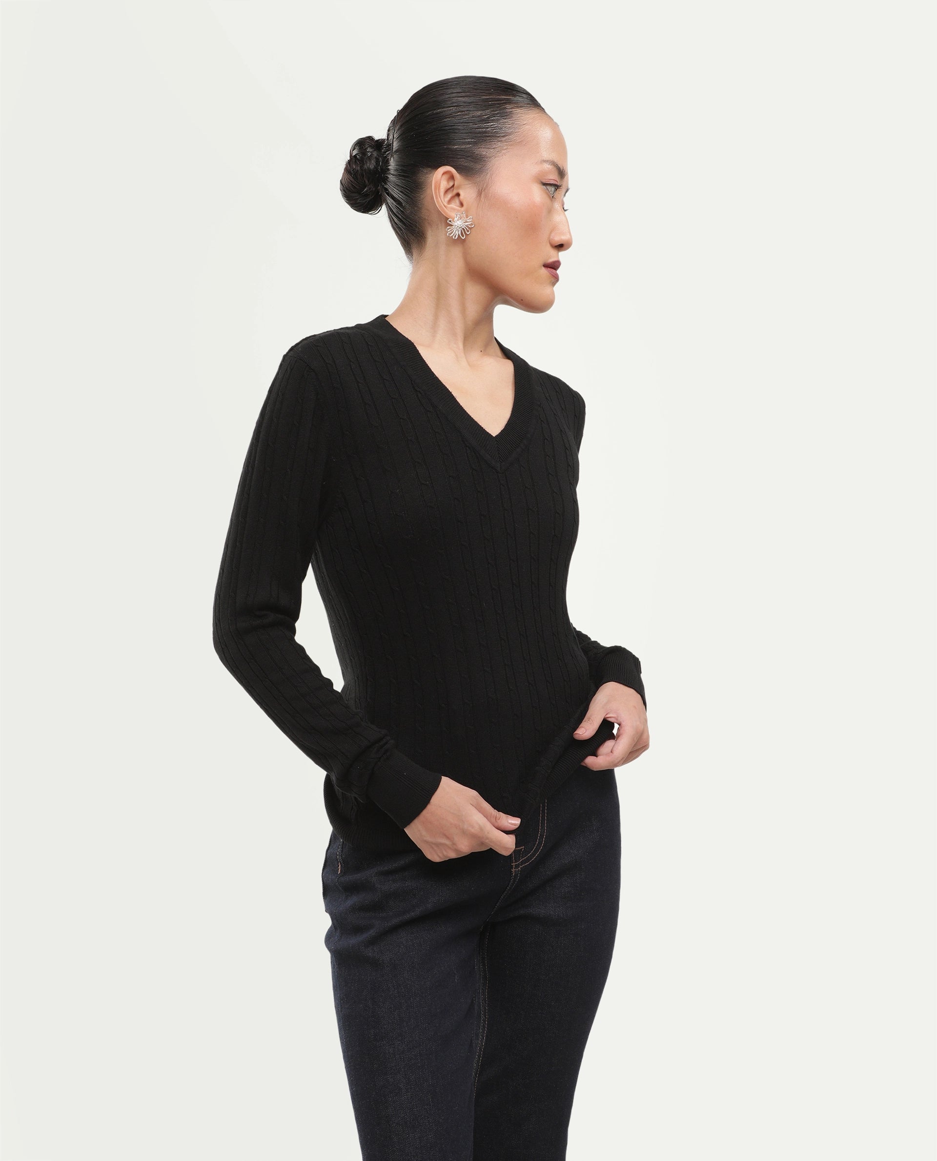 Rareism Women's Lizmit Black Viscose V-Neck Relaxed Plain Sweater