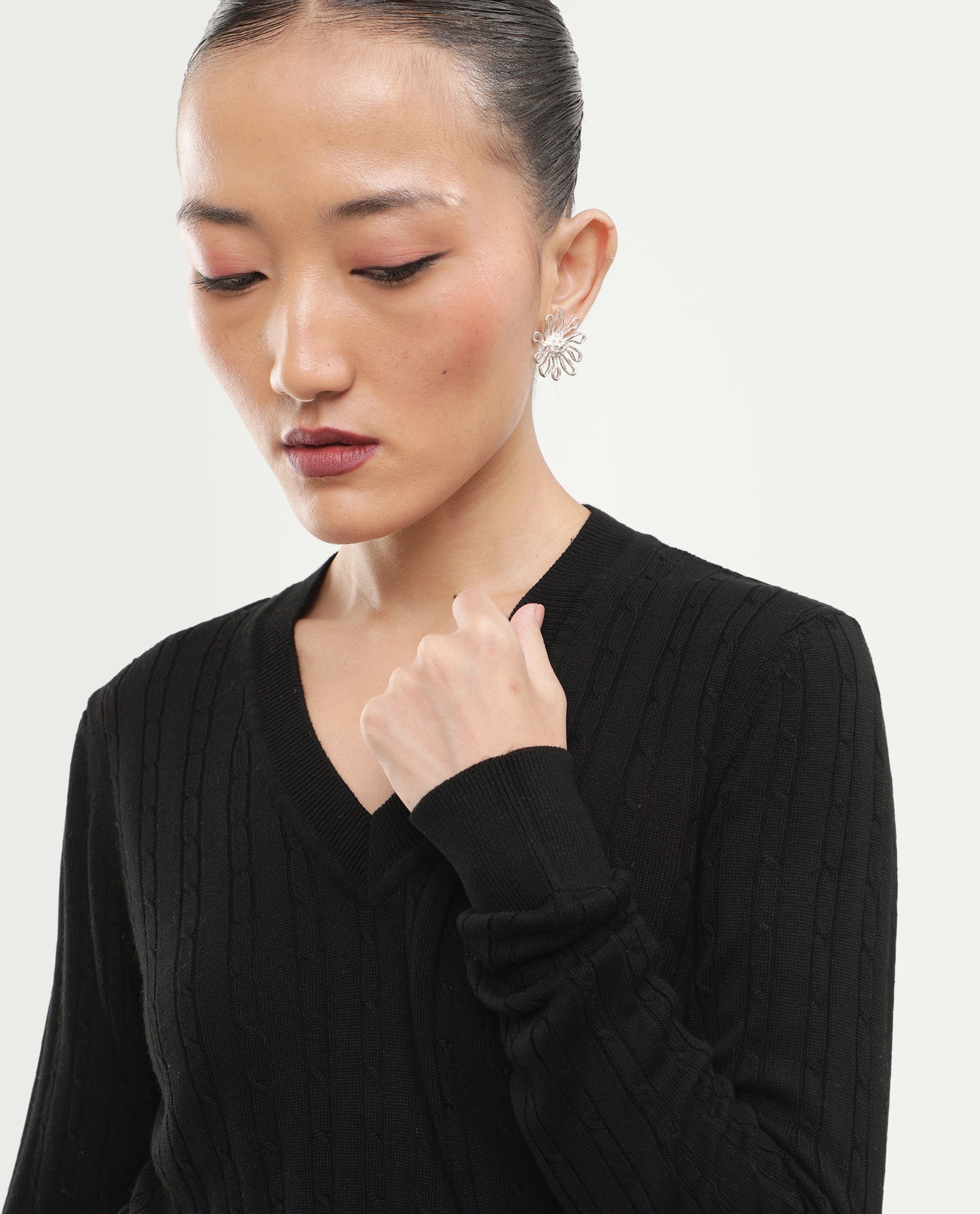Rareism Women's Lizmit Black Viscose V-Neck Relaxed Plain Sweater
