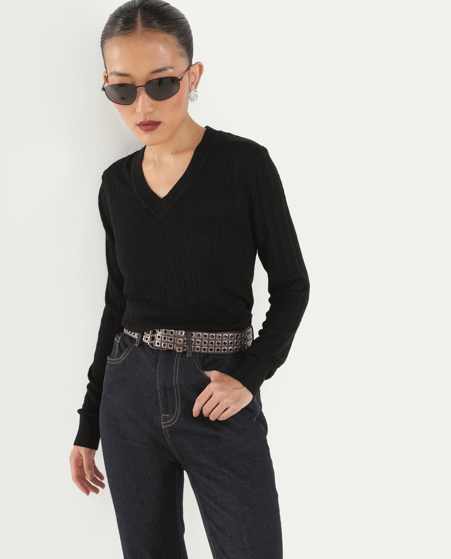 Rareism Women's Lizmit Black Viscose V-Neck Relaxed Plain Sweater