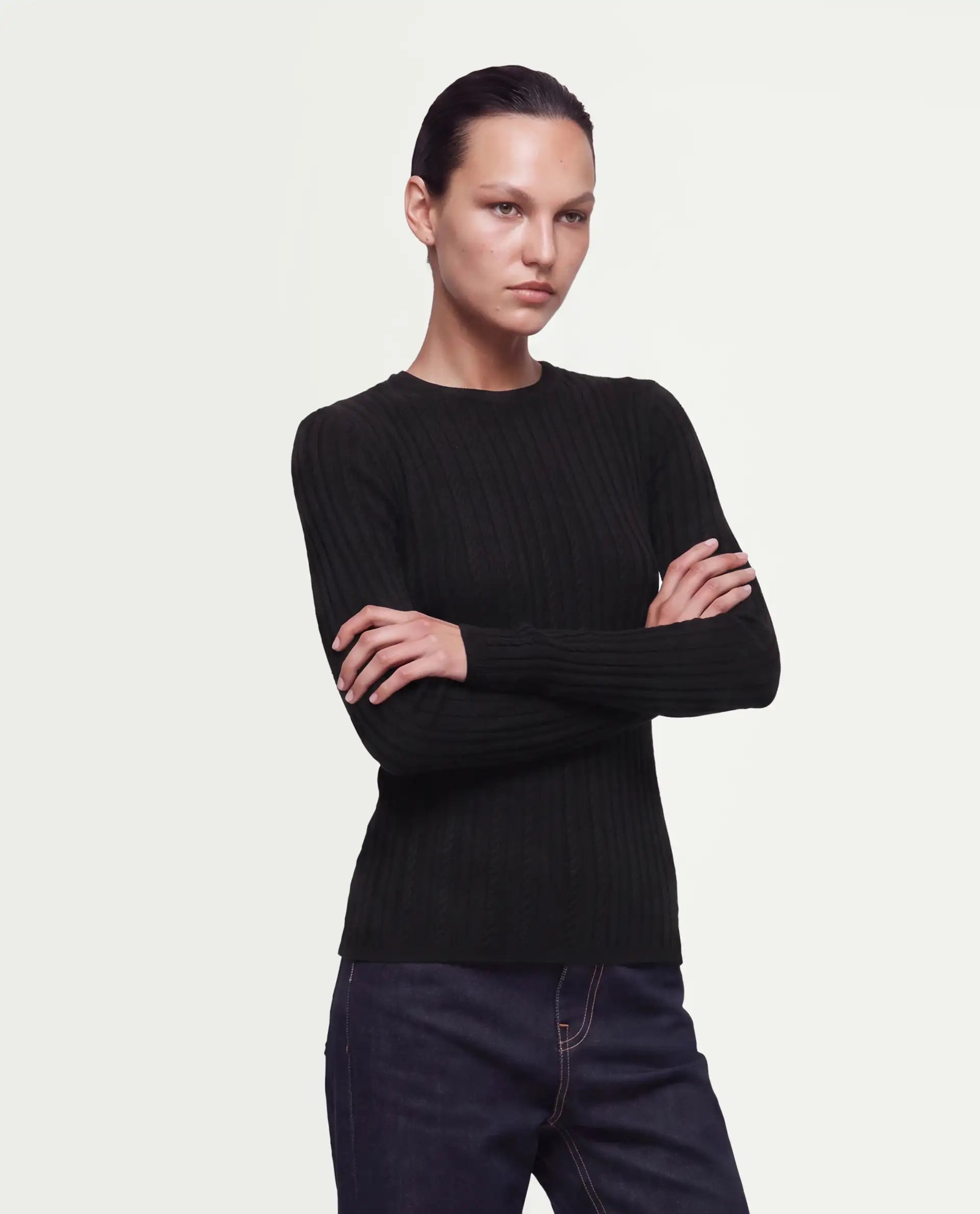 Rareism Women's Los Black Viscose Blend Crew Neck Slim Plain Top