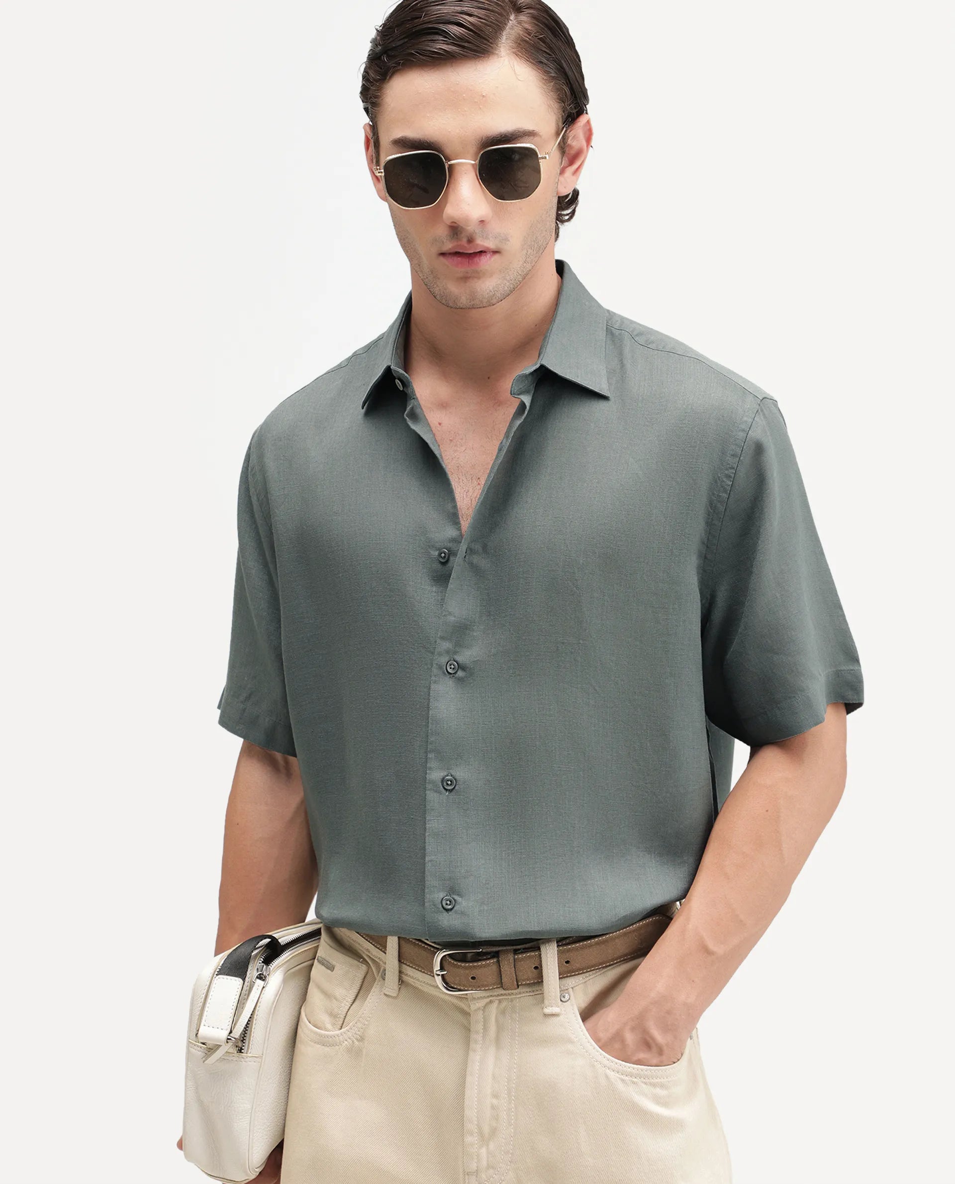 Rare Rabbit Men's Lyco Ss Dusky Olive Lyocell Button Regular Fit Plain Shirt