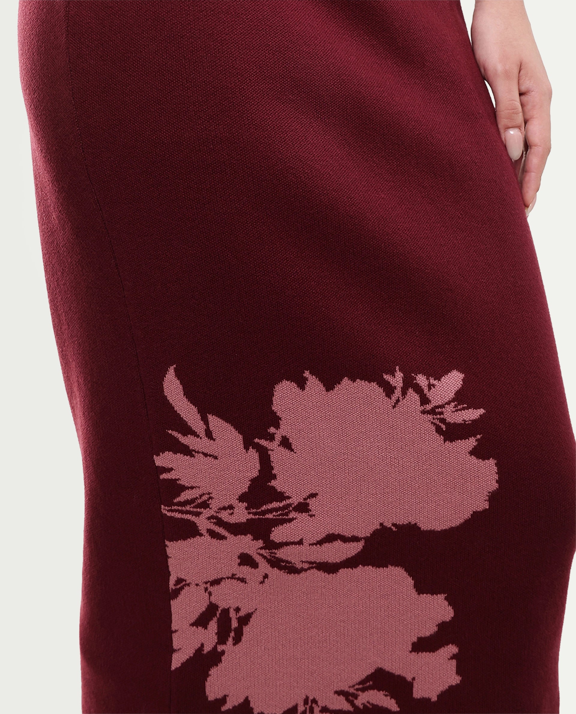 Rareism Women's Lacqua-B Dark Maroon Cotton Pull-On Straight Jacquard Skirt