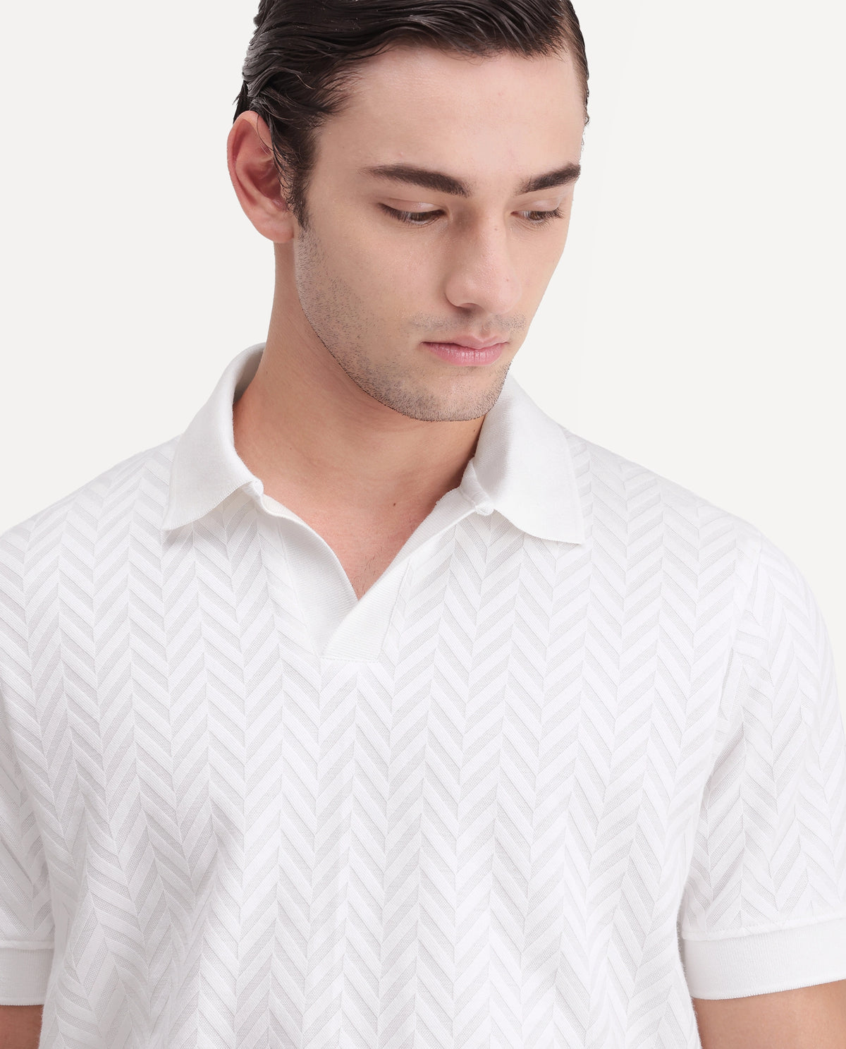 Rare Rabbit Men's Drows White Cotton Blend Johnny Collar Regular Jacquard Polo
