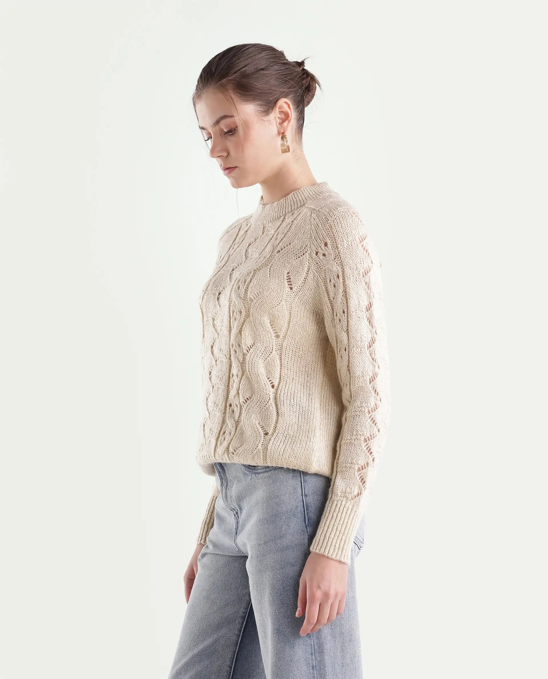Rareism Women's Lonu Off White Acrylic Blend Pull-On Relaxed Fit Plain Sweater