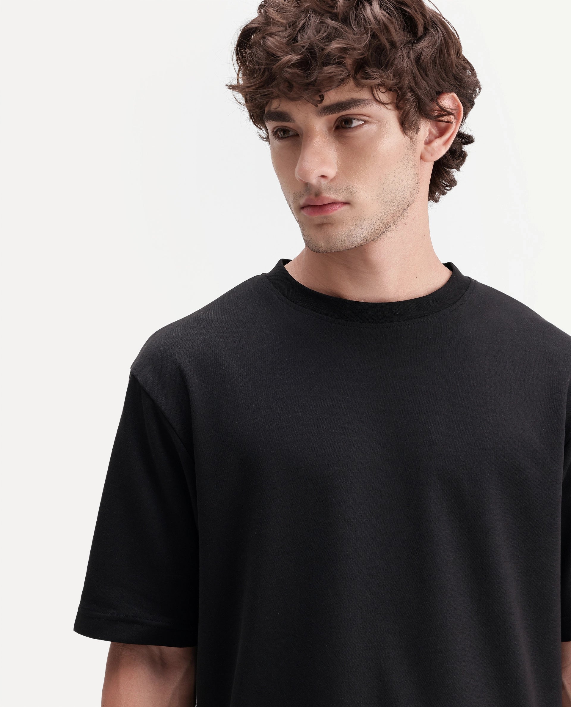 Rare Rabbit Men's Kopa Primary Black Cotton Blend Crew Neck Regular Plain T-Shirt