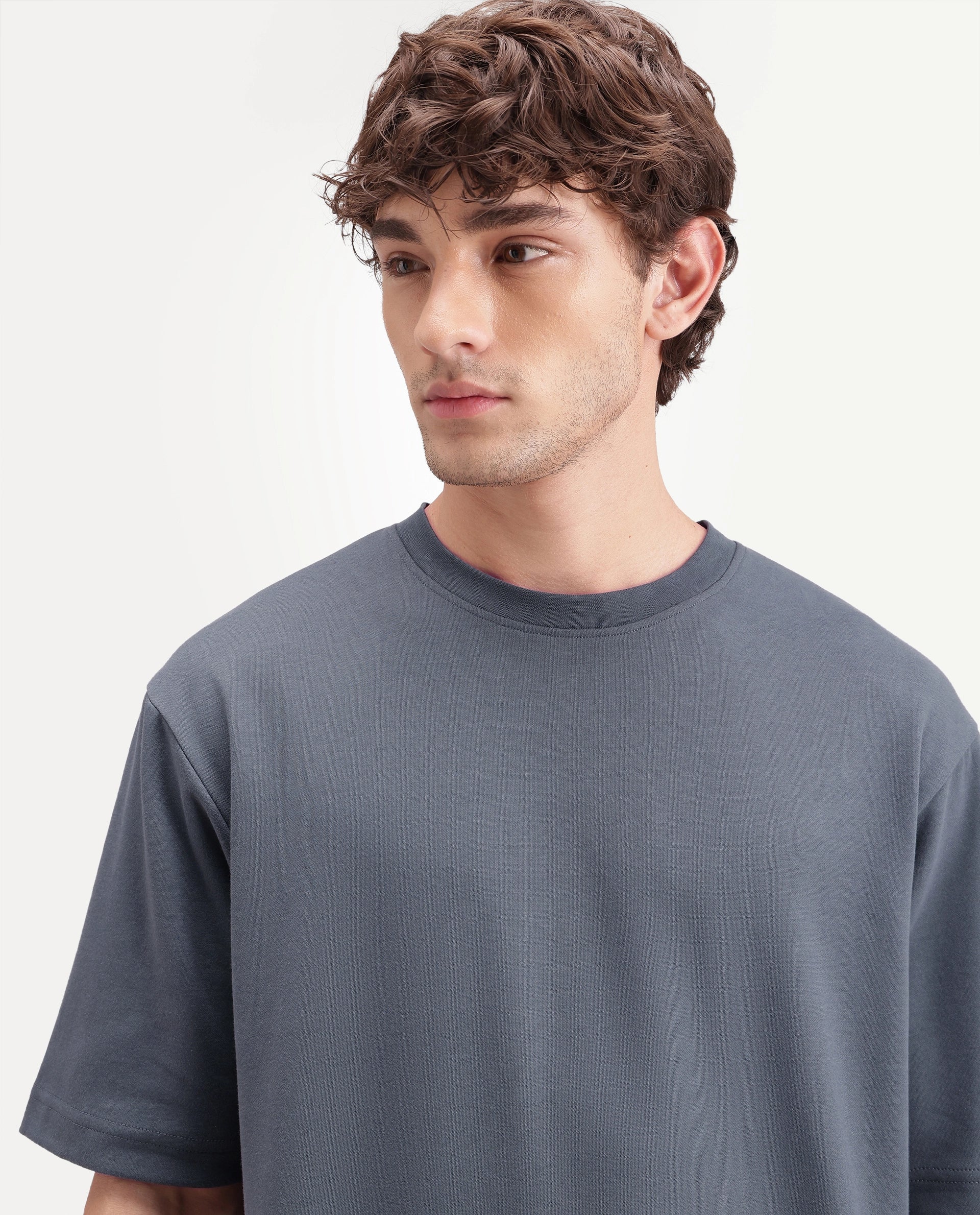 Rare Rabbit Men's Kopa Dark Grey Cotton Blend Crew Neck Regular Plain T-Shirt