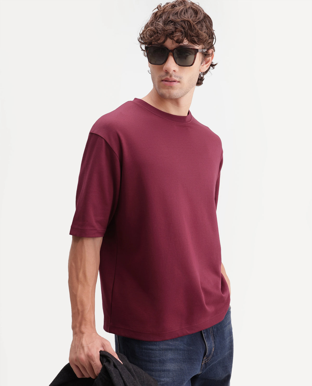 Rare Rabbit Men's Kopa Primary Maroon Cotton Blend Crew Neck Regular Plain T-Shirt