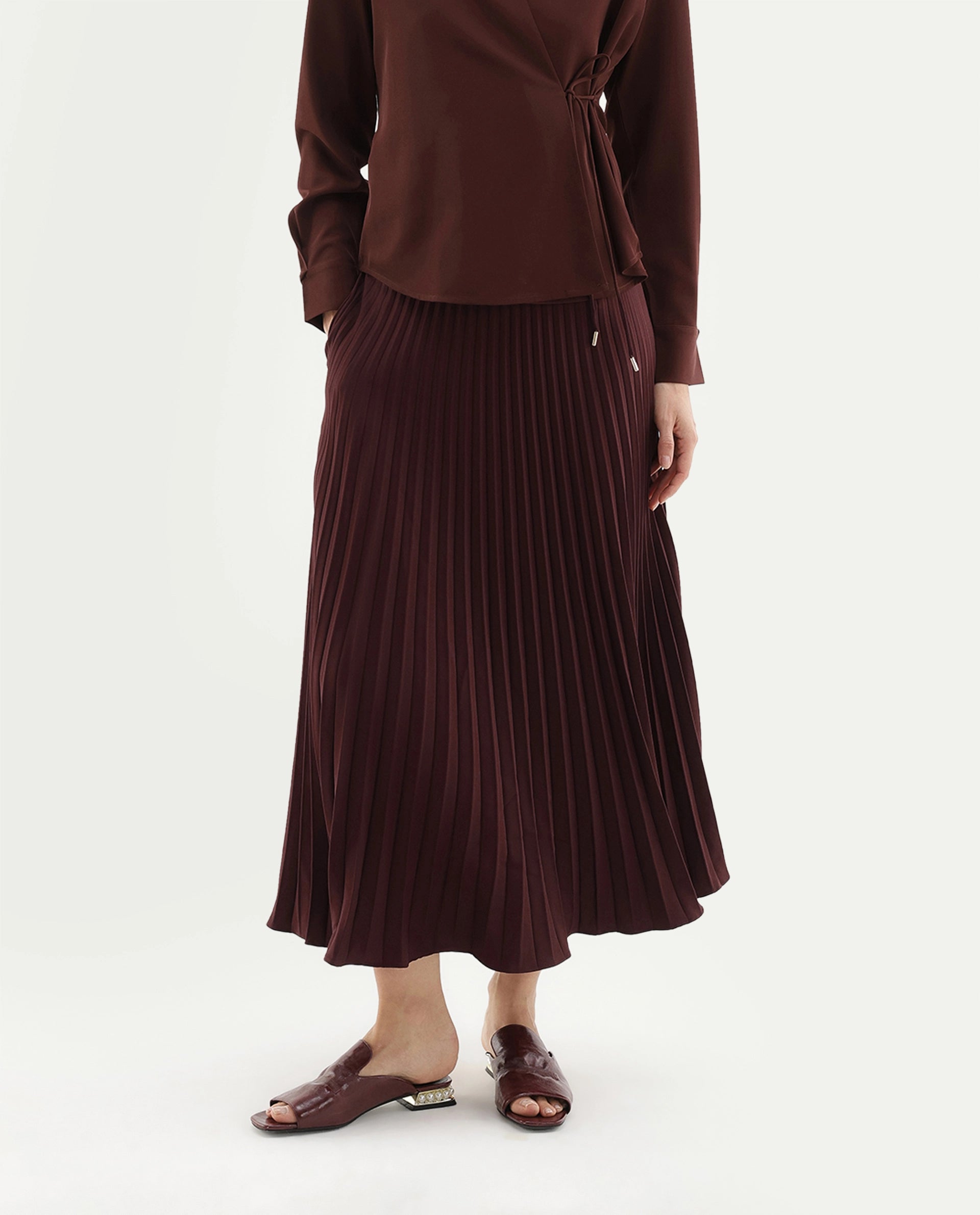 Rareism Women's Qansu-B Primary Brown Polyester Flared Plain Skirt