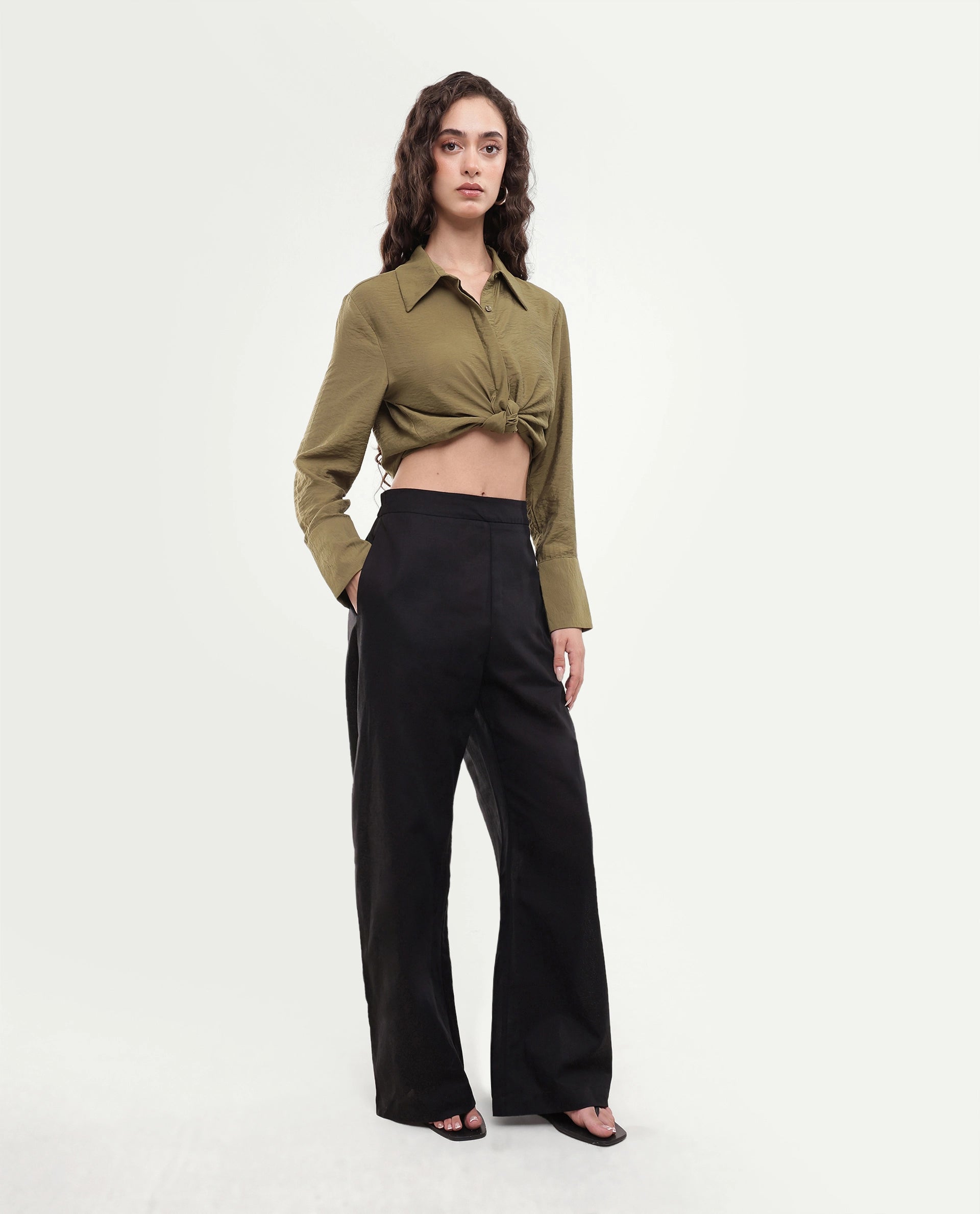 Rareism Women's Mong Black Plain Linen Blend Barrel Regular Trouser