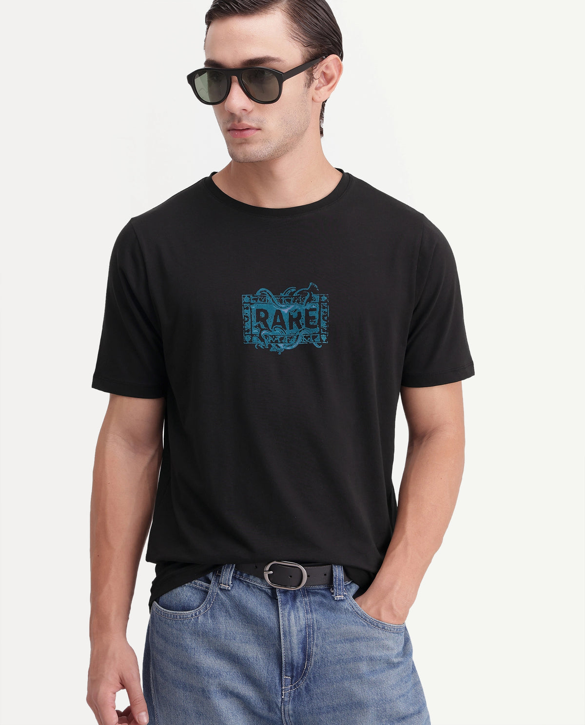 Rare Rabbit Men's Delos Black Cotton Blend Crew Neck Regular Graphic Print T-Shirt