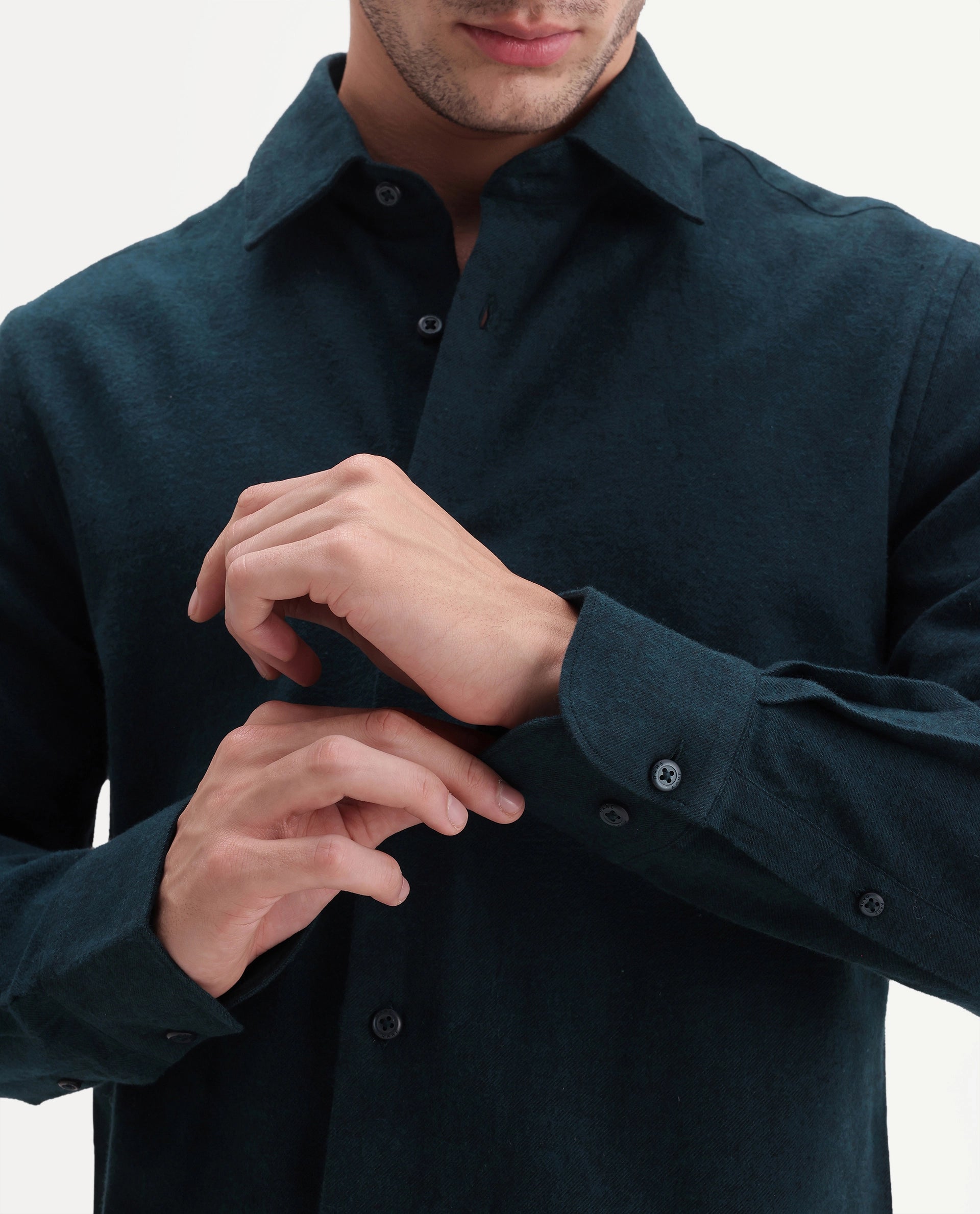 Rare Rabbit Men's Carlos D Dark Purple Chambray Twill Spread Collar Regular Plain Shirt
