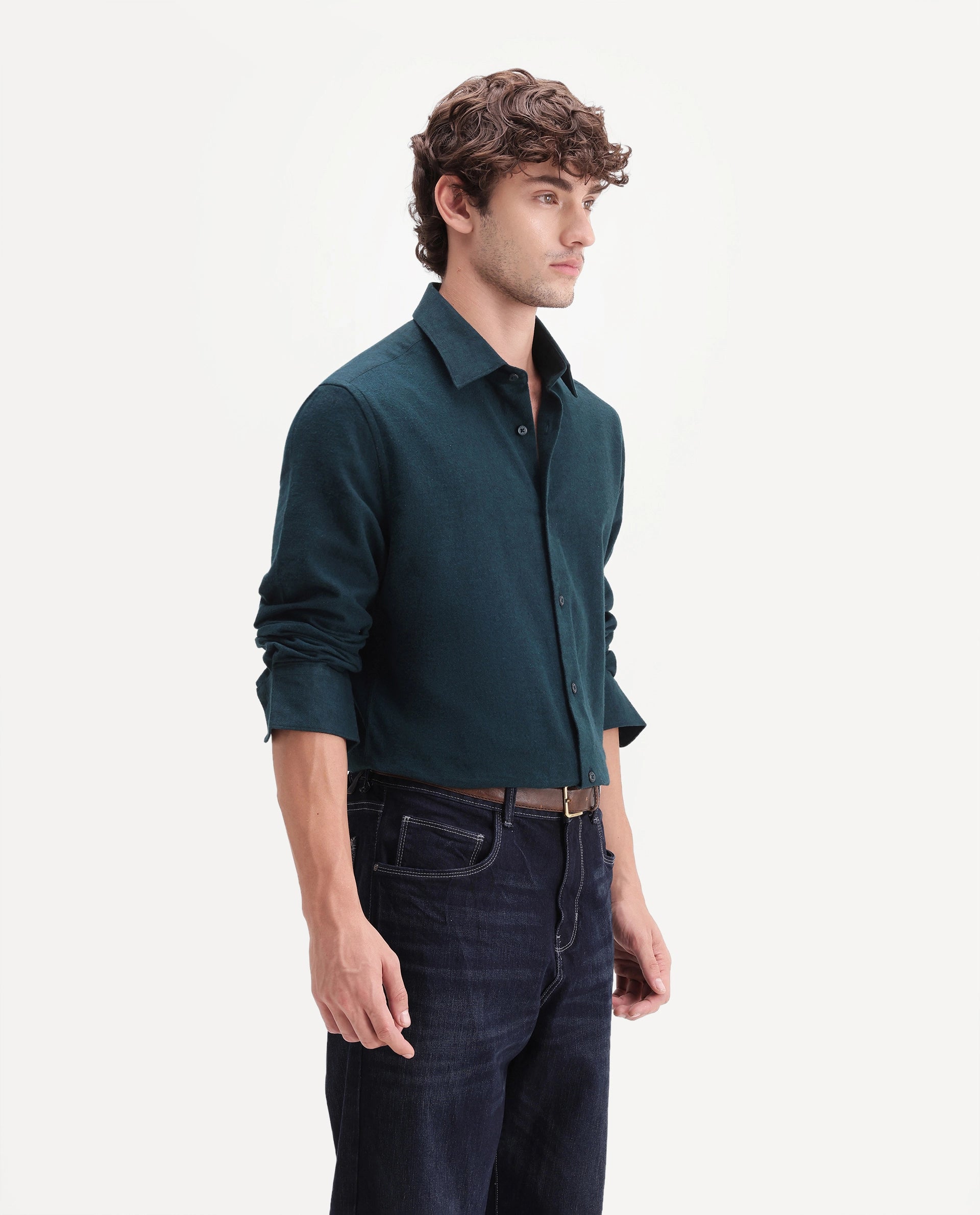 Rare Rabbit Men's Carlos D Dark Purple Chambray Twill Spread Collar Regular Plain Shirt