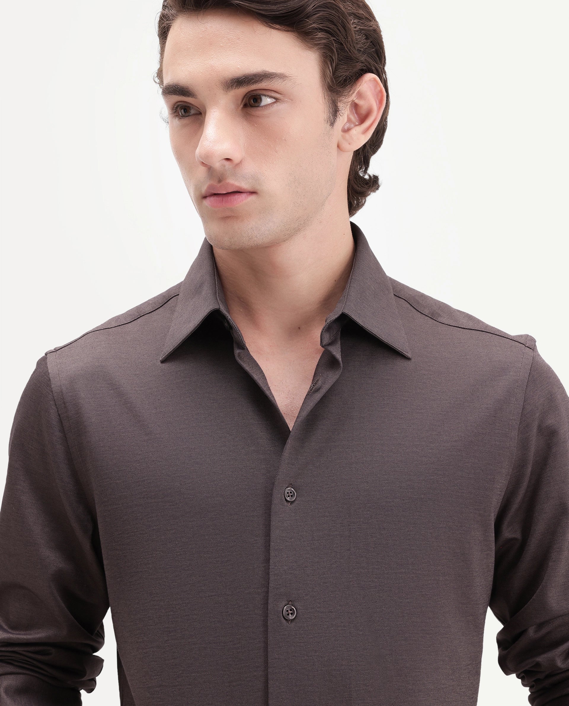 Rare Rabbit Men's Bogi-26 Dusky Brown Cotton Blend Spread Collar Regular Plain Shirt