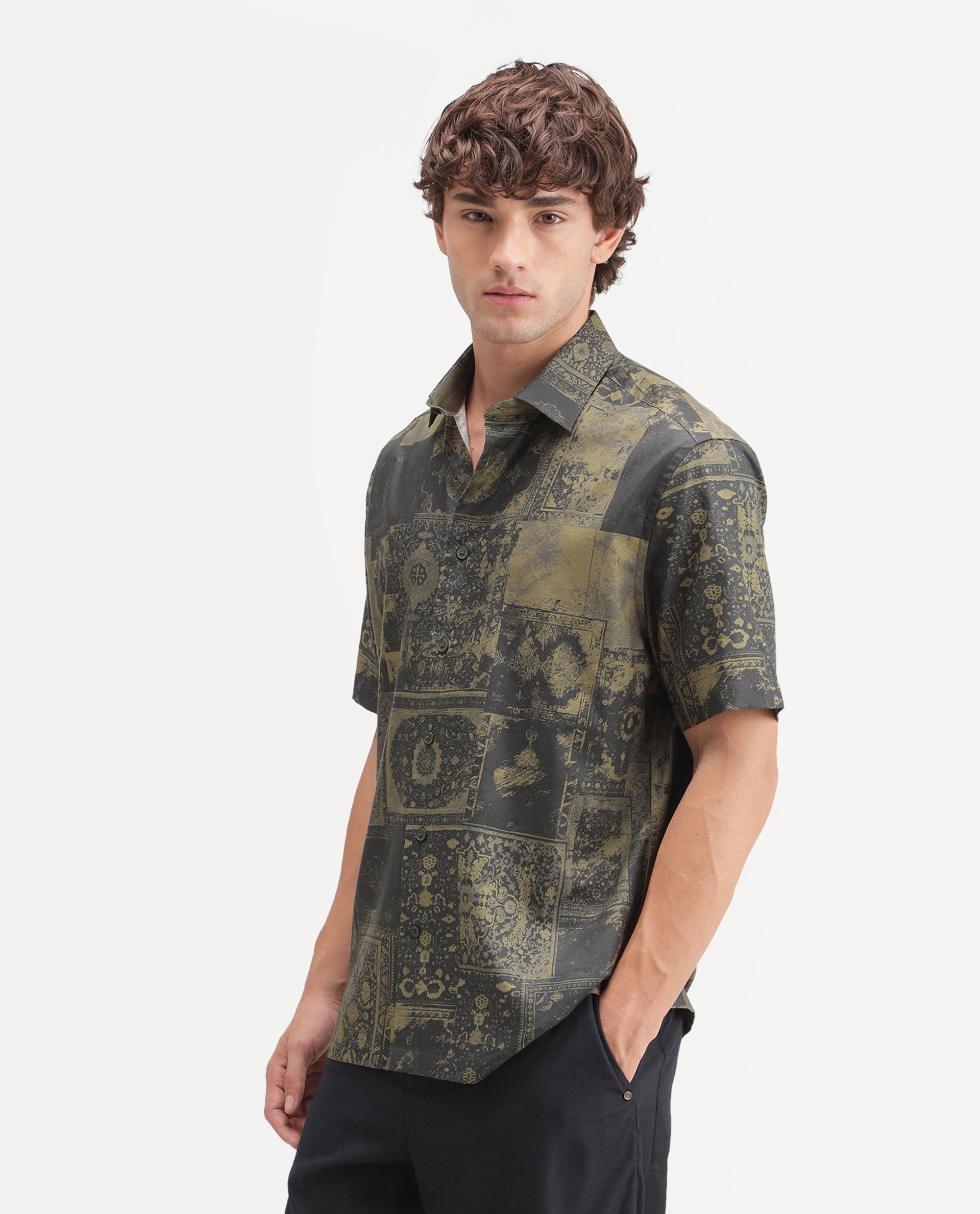 Rare Rabbit Men's Carpo Green Cotton Blend Spread Collar Relaxed Abstract Print Shirt