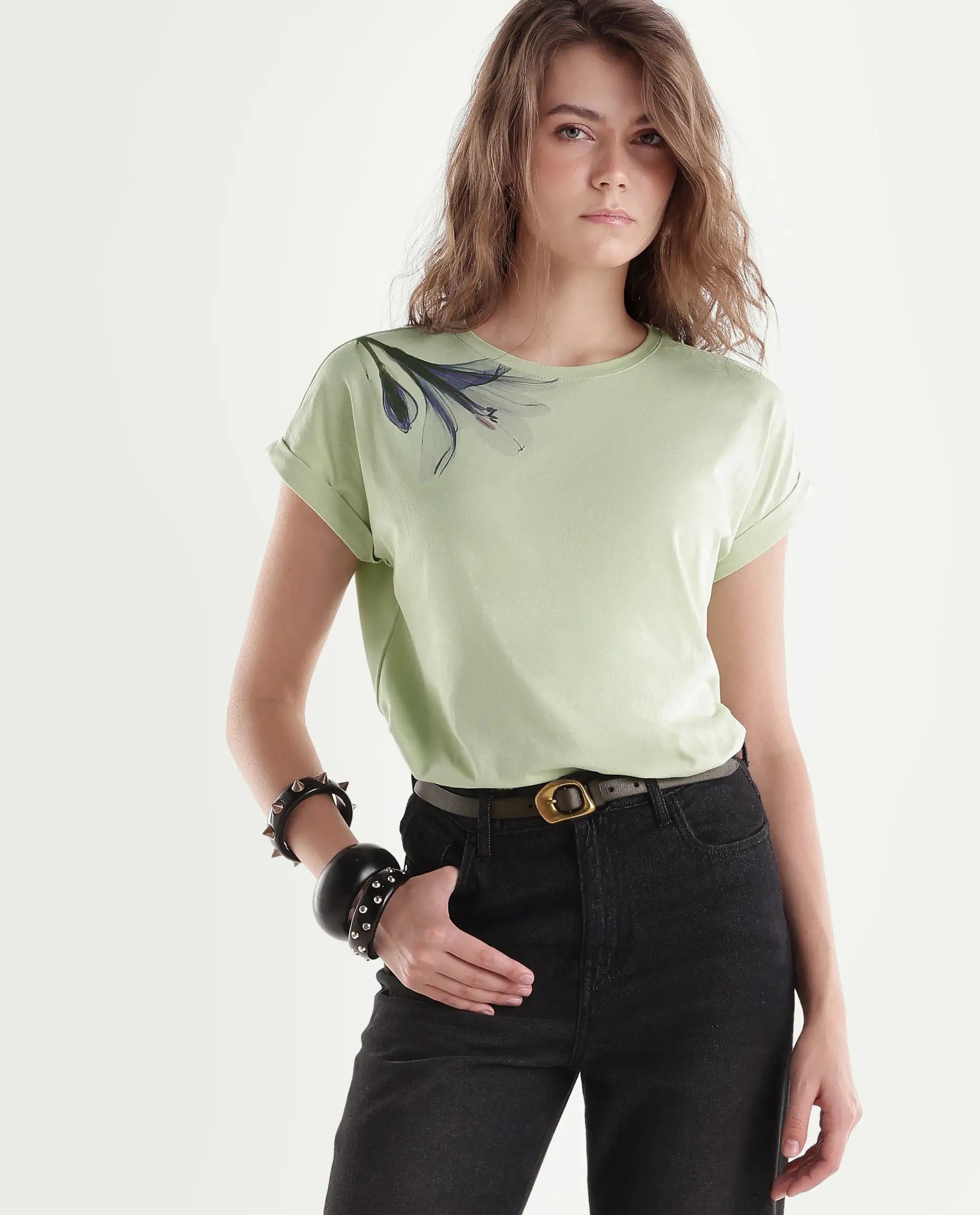 Rareism Women's Mattaduro Pastel Green Cotton Blend Crew Neck Relaxed Floral Print T-Shirt