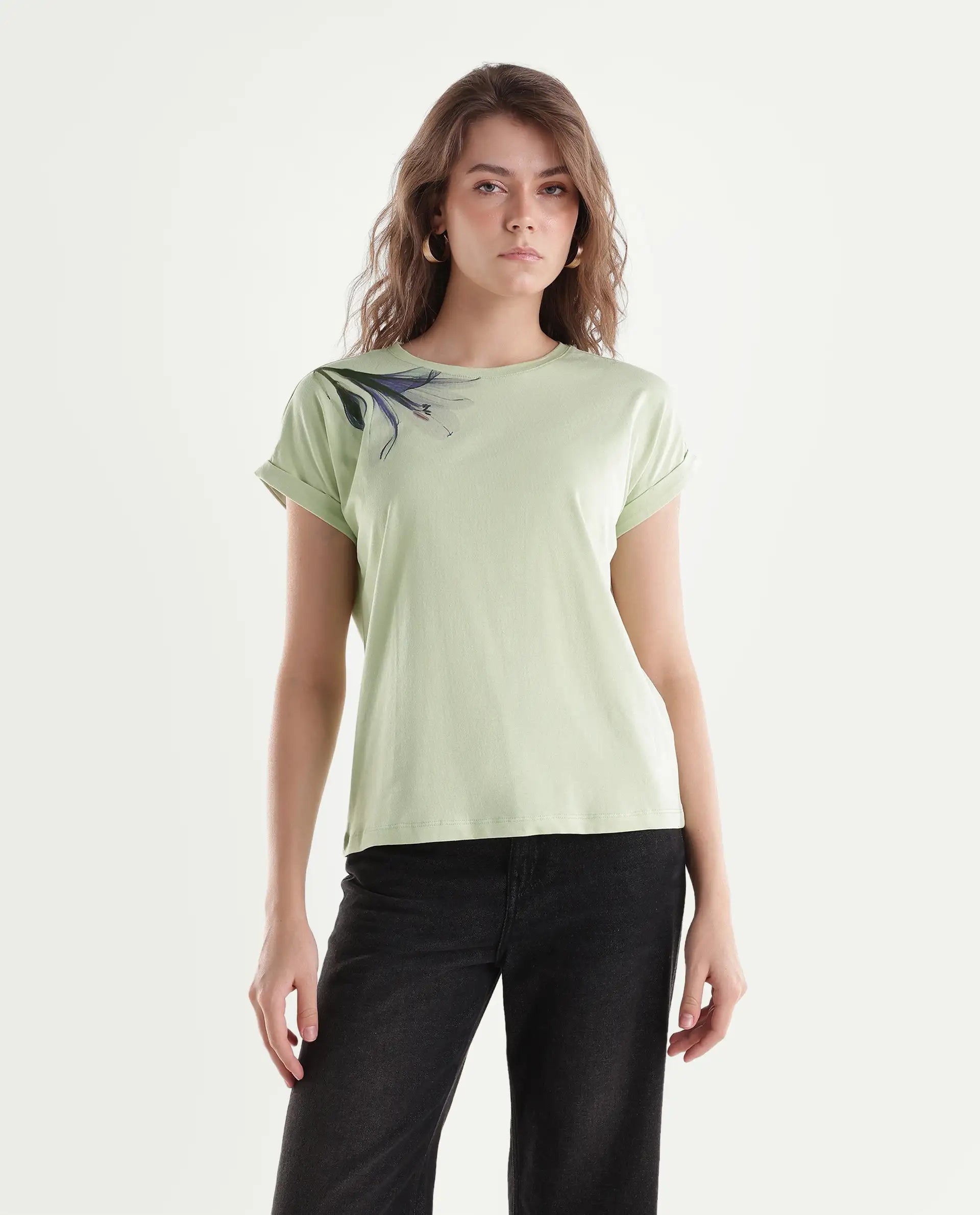 Rareism Women's Mattaduro Pastel Green Cotton Blend Crew Neck Relaxed Floral Print T-Shirt
