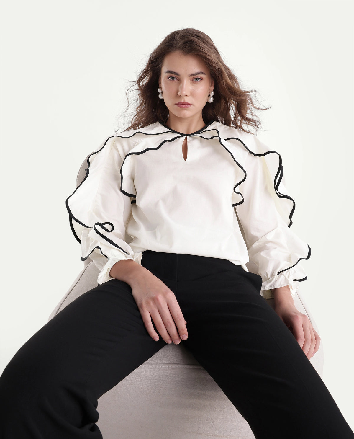 Rareism Women's Janparah White Cotton Blend Crew Neck Regular Plain Top