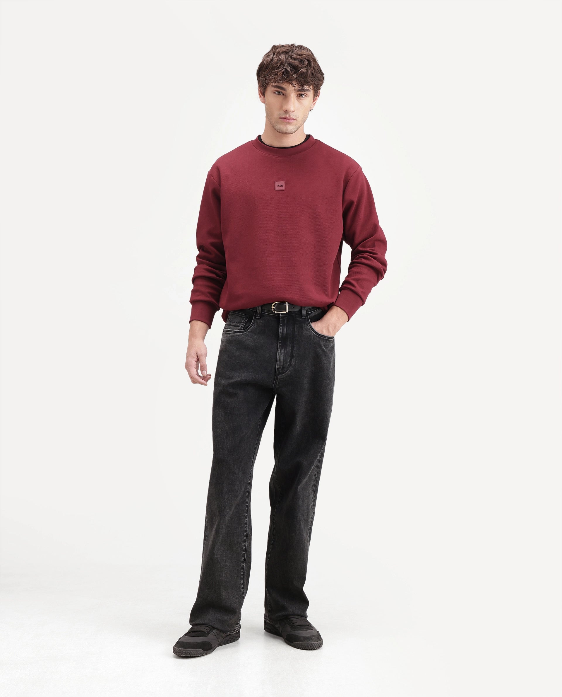Rare Rabbit Men's Prep Dark Grey Cotton Blend Relaxed Plain Jeans