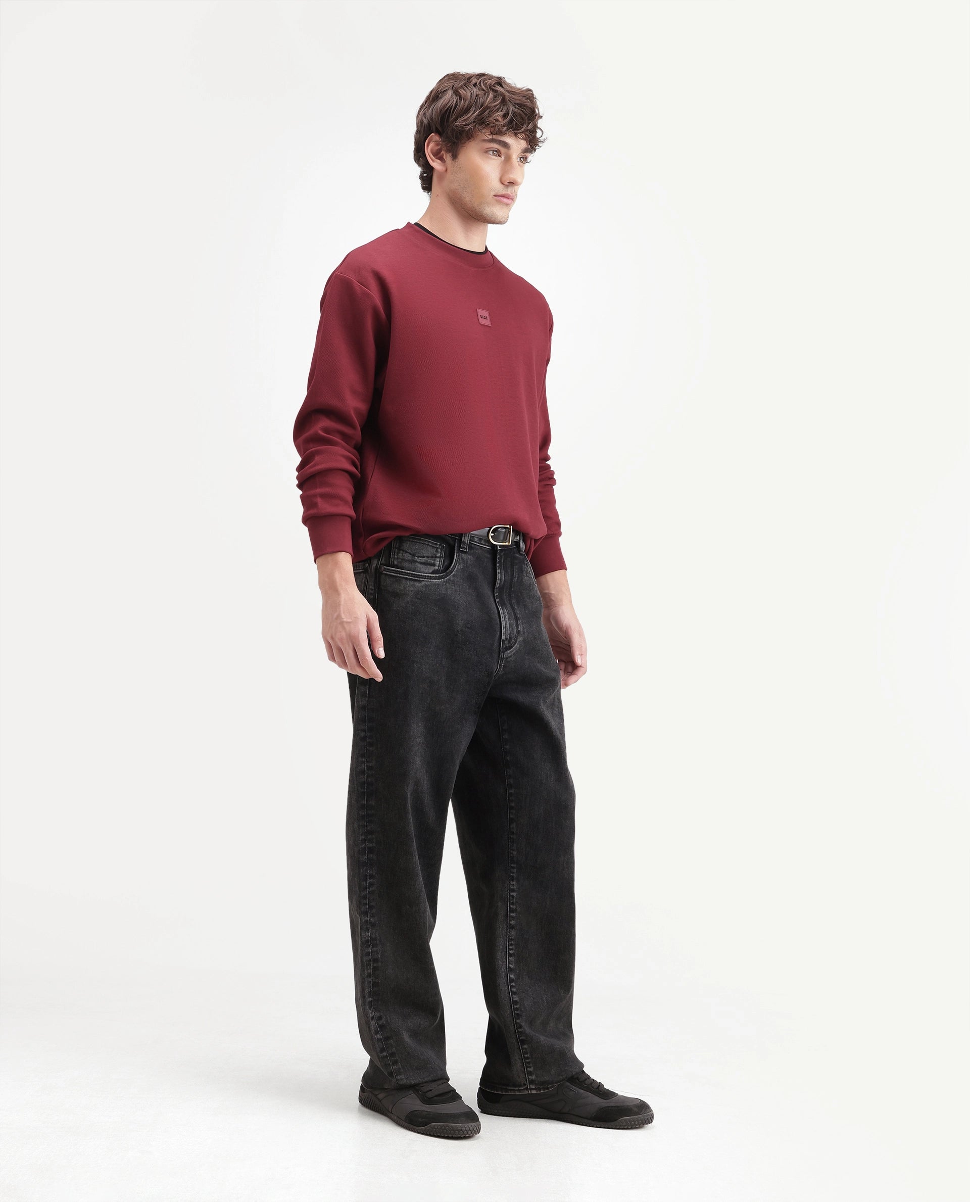 Rare Rabbit Men's Prep Dark Grey Cotton Blend Relaxed Plain Jeans