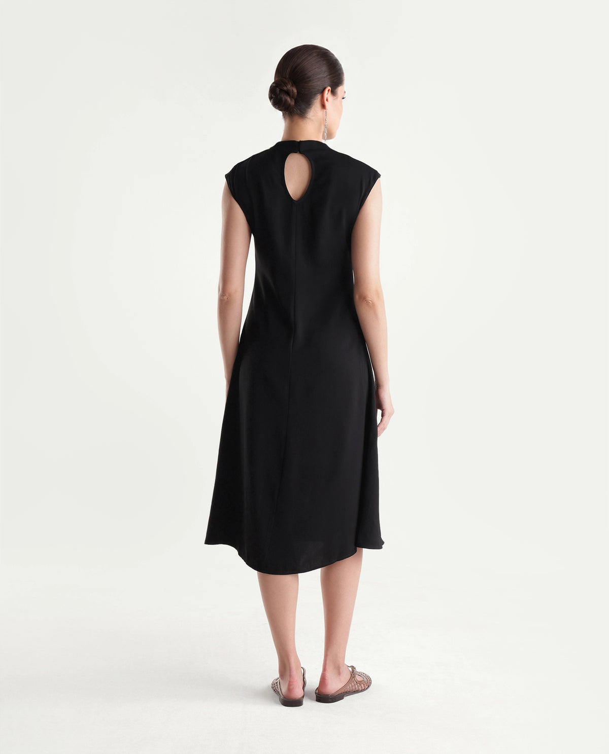 Rareism Women's Xaria Black Polyester High Neck Sheath Floral Print Dress