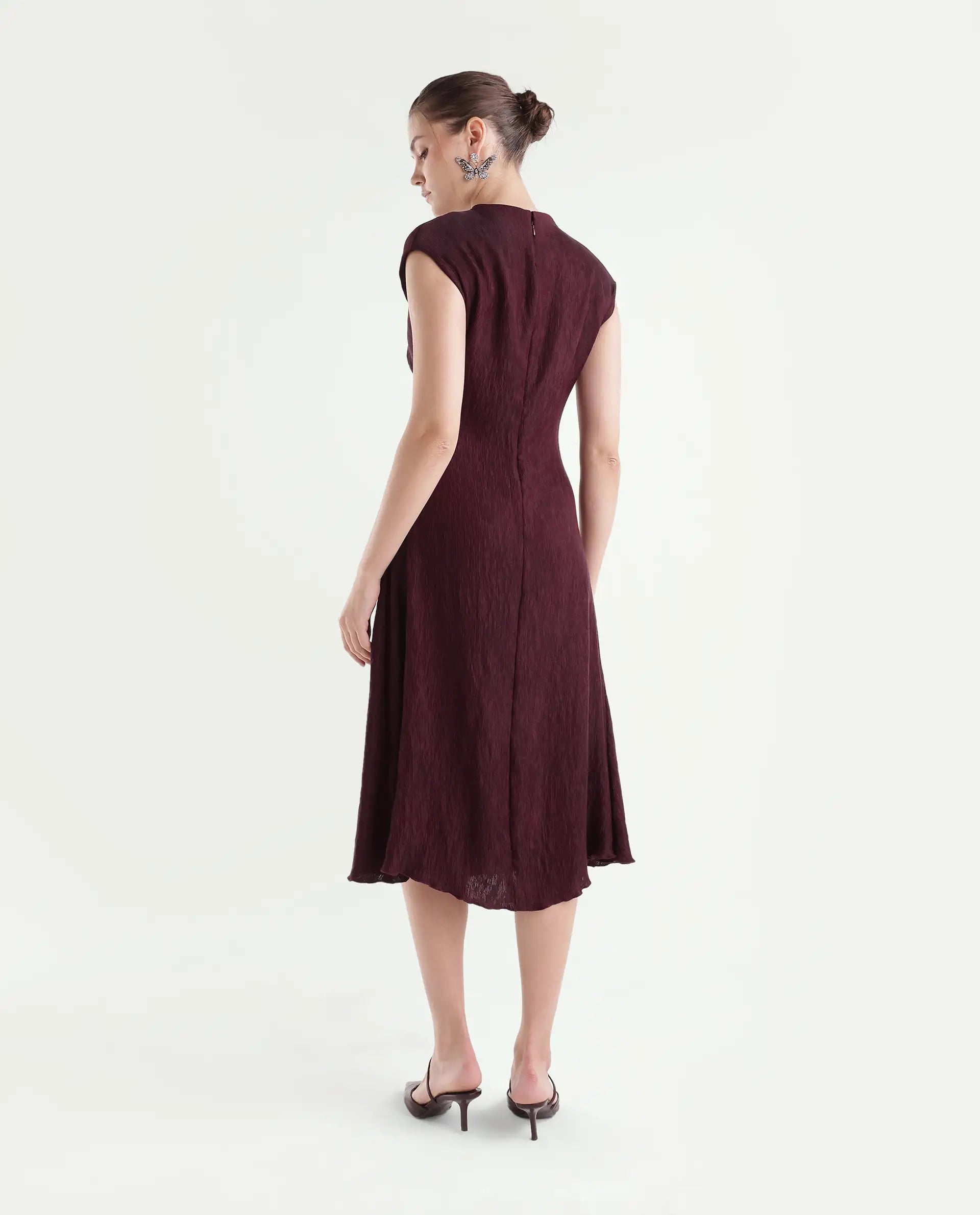 Rareism Women's Xiot Dark Maroon Viscose Blend Crew Neck Fit And Flare Plain Dress