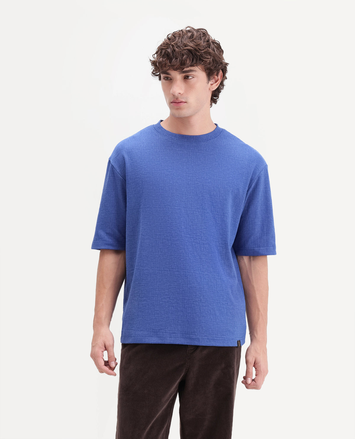 Rare Rabbit Men's Rodo Blue Cotton Blend Crew Neck Regular Plain T-Shirt