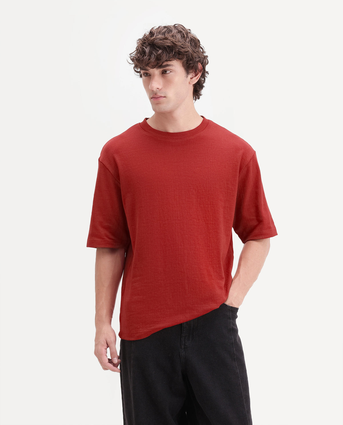 Rare Rabbit Men's Rodo Red Cotton Blend Crew Neck Regular Plain T-Shirt