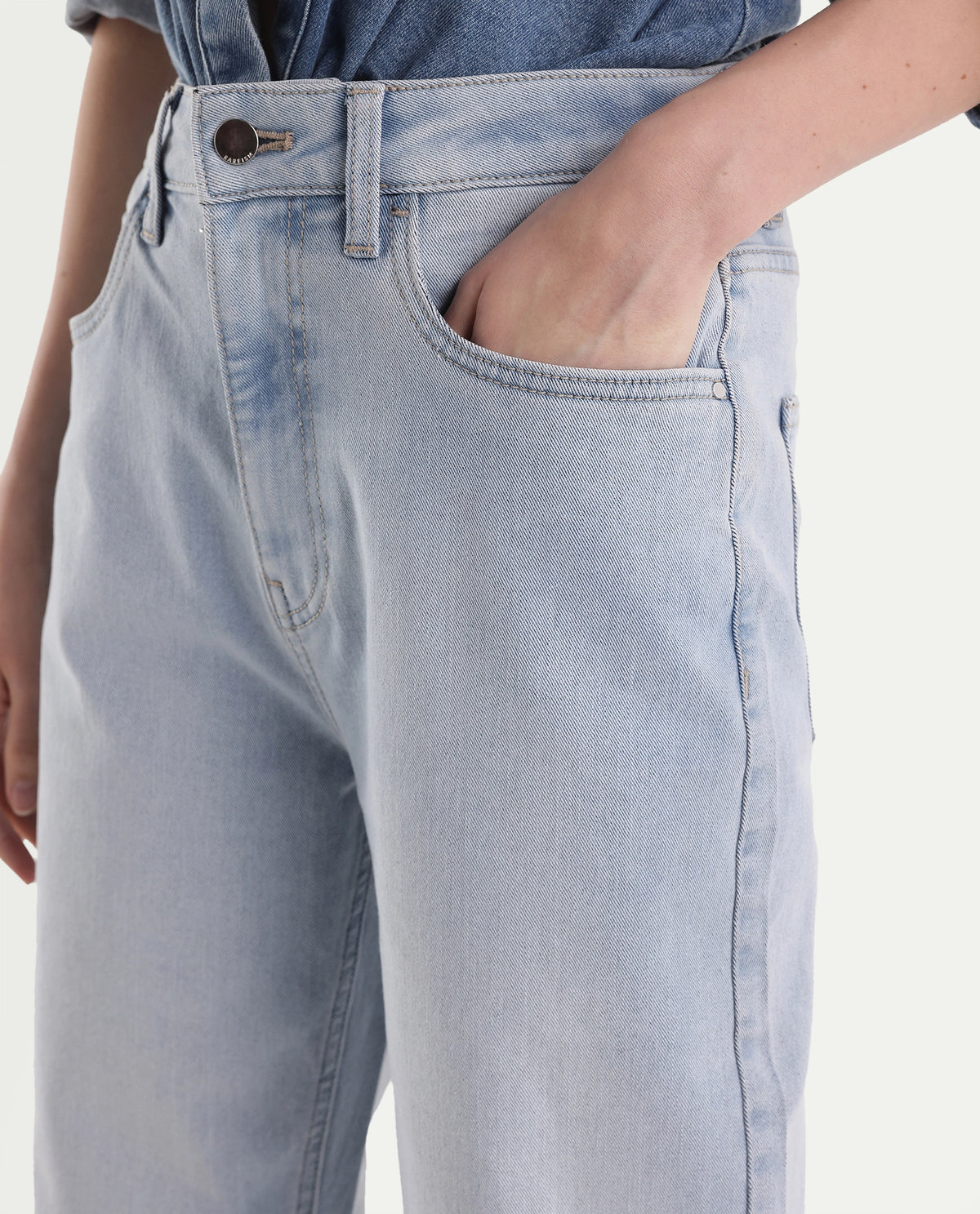 Rareism Women's Strank-4 Light Blue Cotton Blend Shank And Zipper Ankle Straight Plain Jeans - image 3
